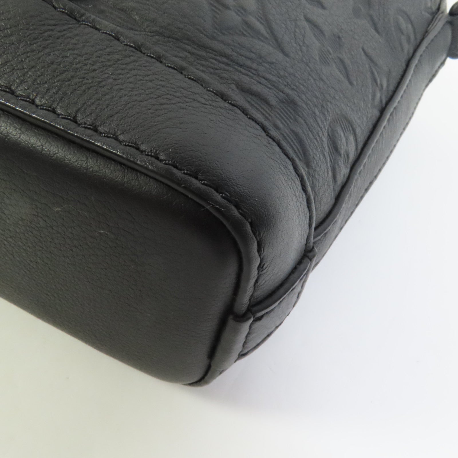 LOUIS VUITTON Monogram Shadow Neo Sling肩背袋