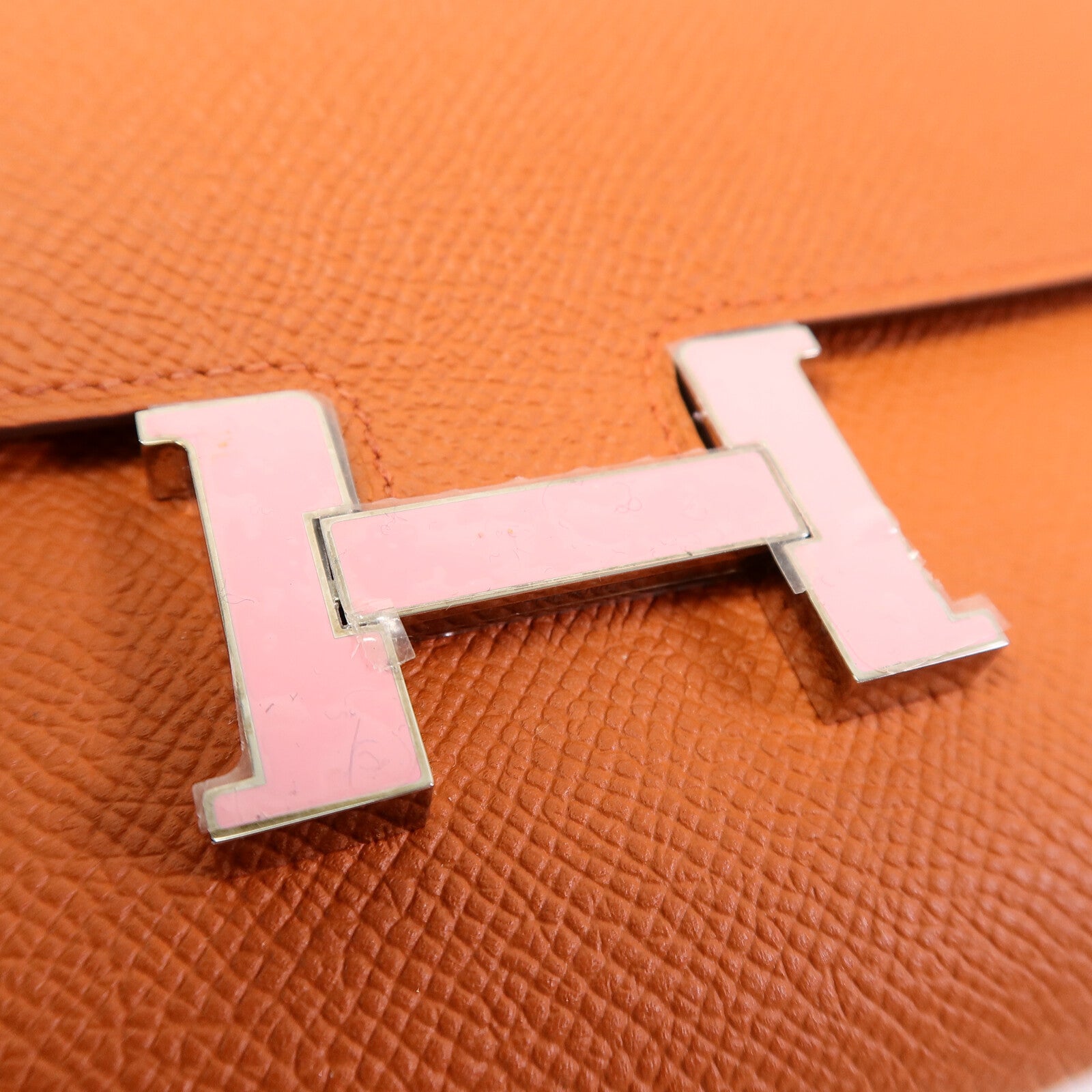 HERMES Epsom皮革Constance To Go銀扣肩背袋Terre Battue/Pink