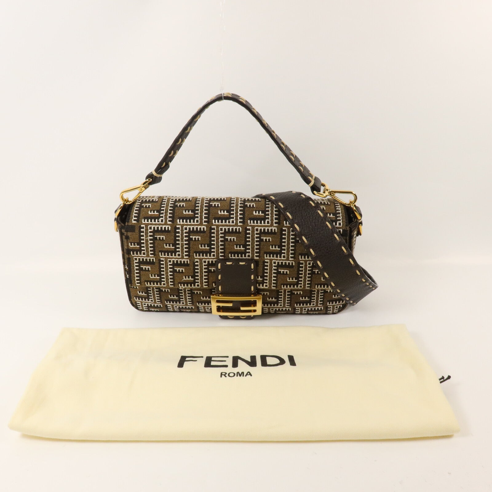 FENDI 帆布Baguette Bag手挽肩背兩用袋