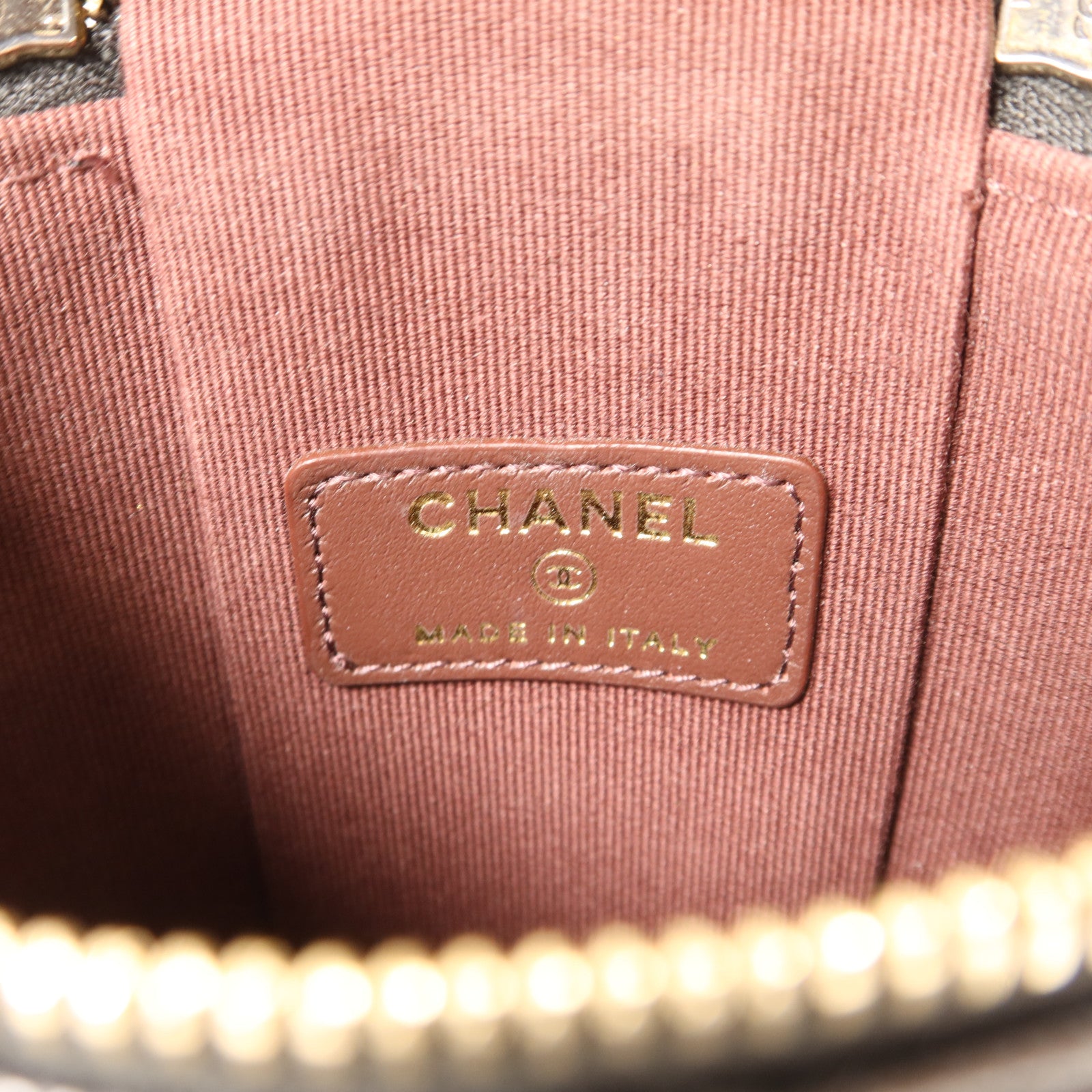 CHANEL 牛皮皮革Phone Case With Chain金扣鏈帶肩背袋