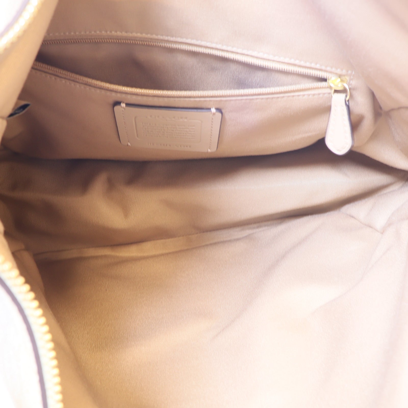 COACH 塗層帆布Pennie Shoulder Bag金扣手挽肩背兩用袋棕色/米色