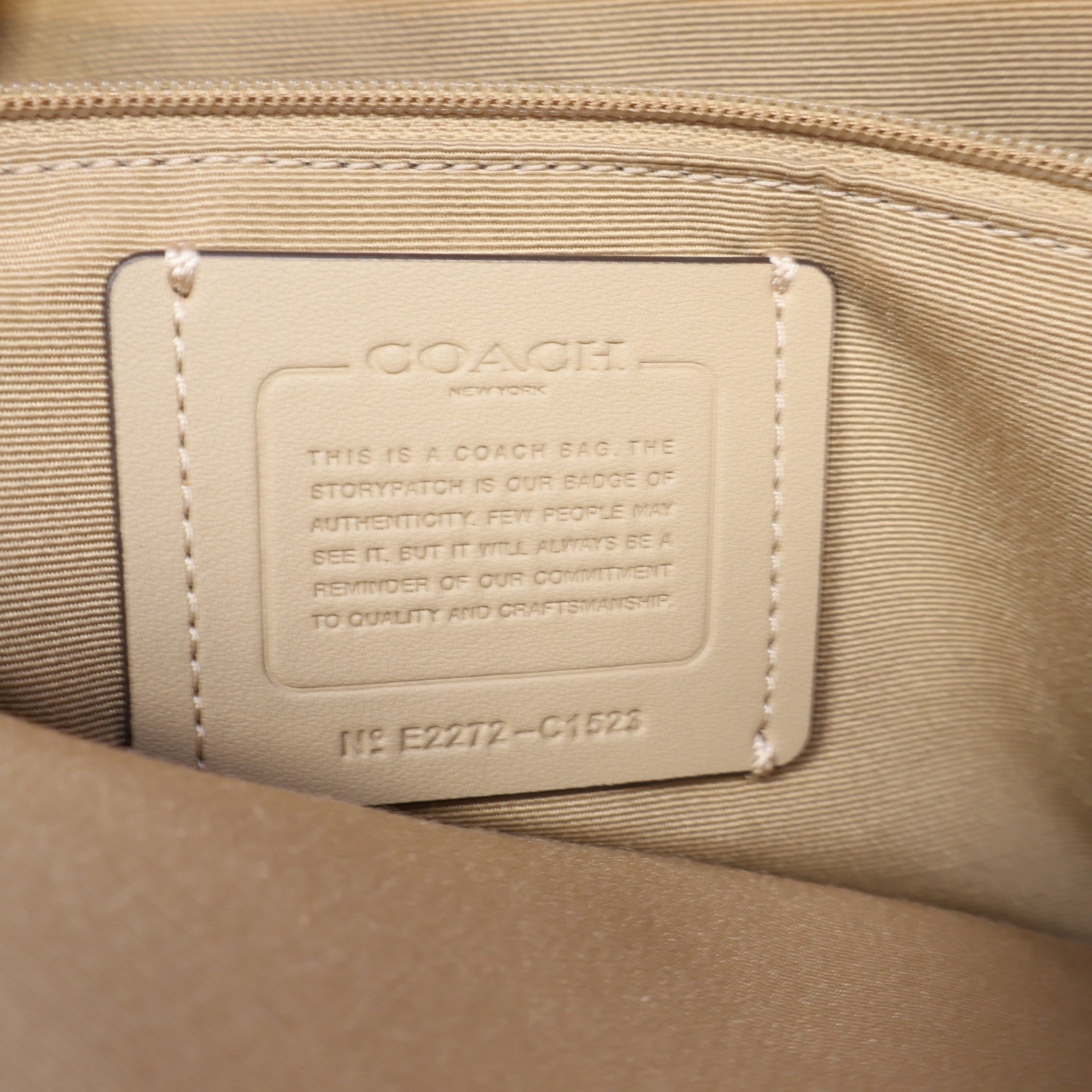 COACH 塗層帆布Pennie Shoulder Bag金扣手挽肩背兩用袋棕色/米色