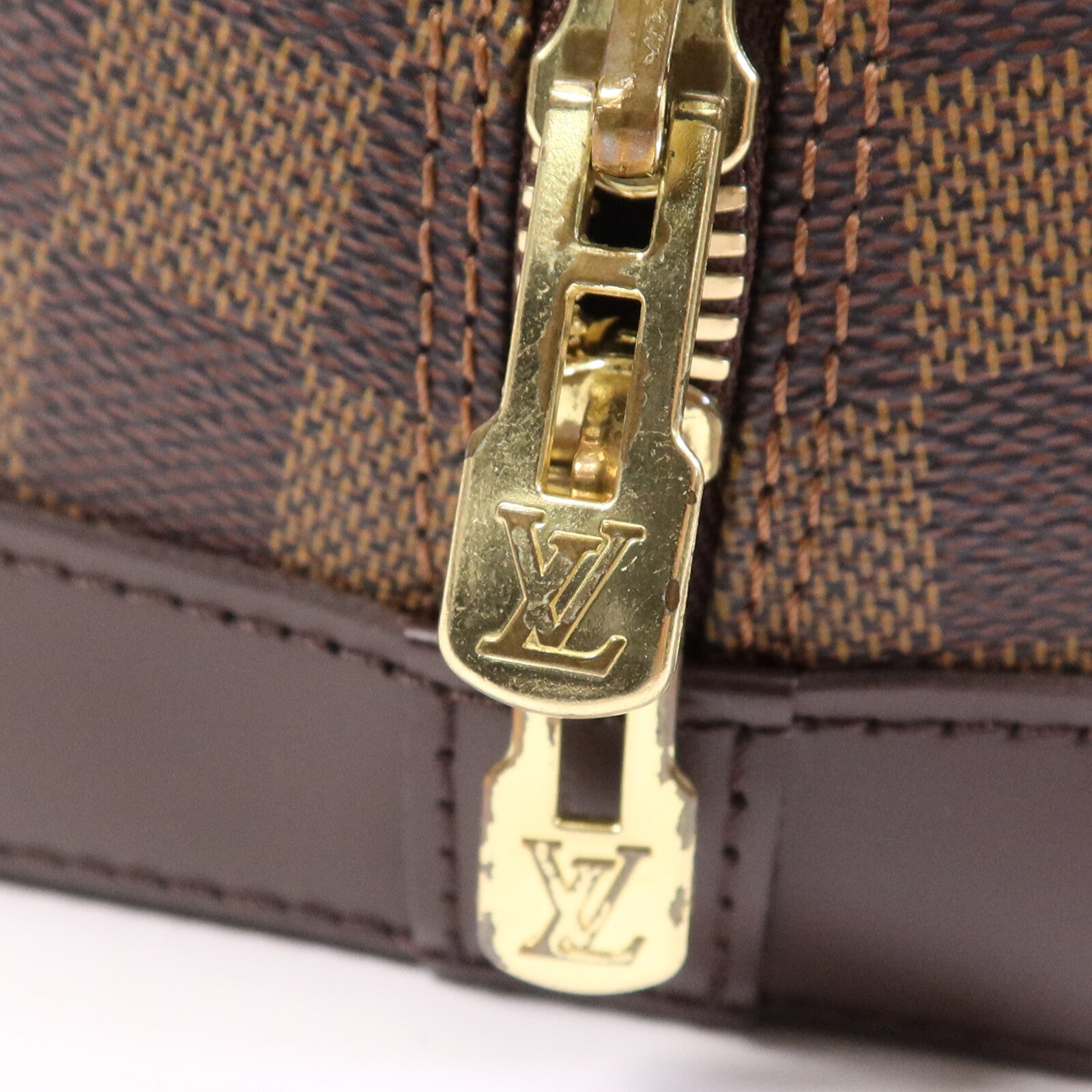 LOUIS VUITTON Damier Alma金扣手挽袋