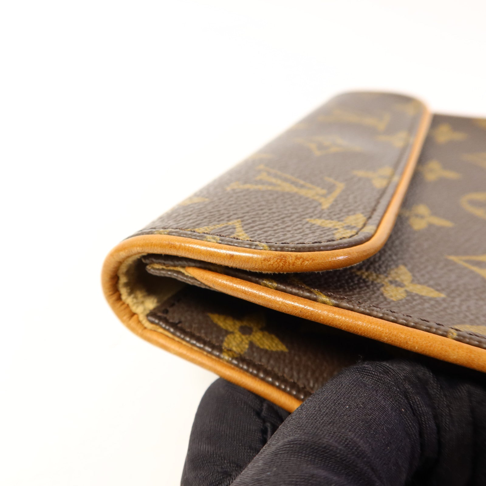 LOUIS VUITTON Monogram Pochette Florentine金扣腰包棕色