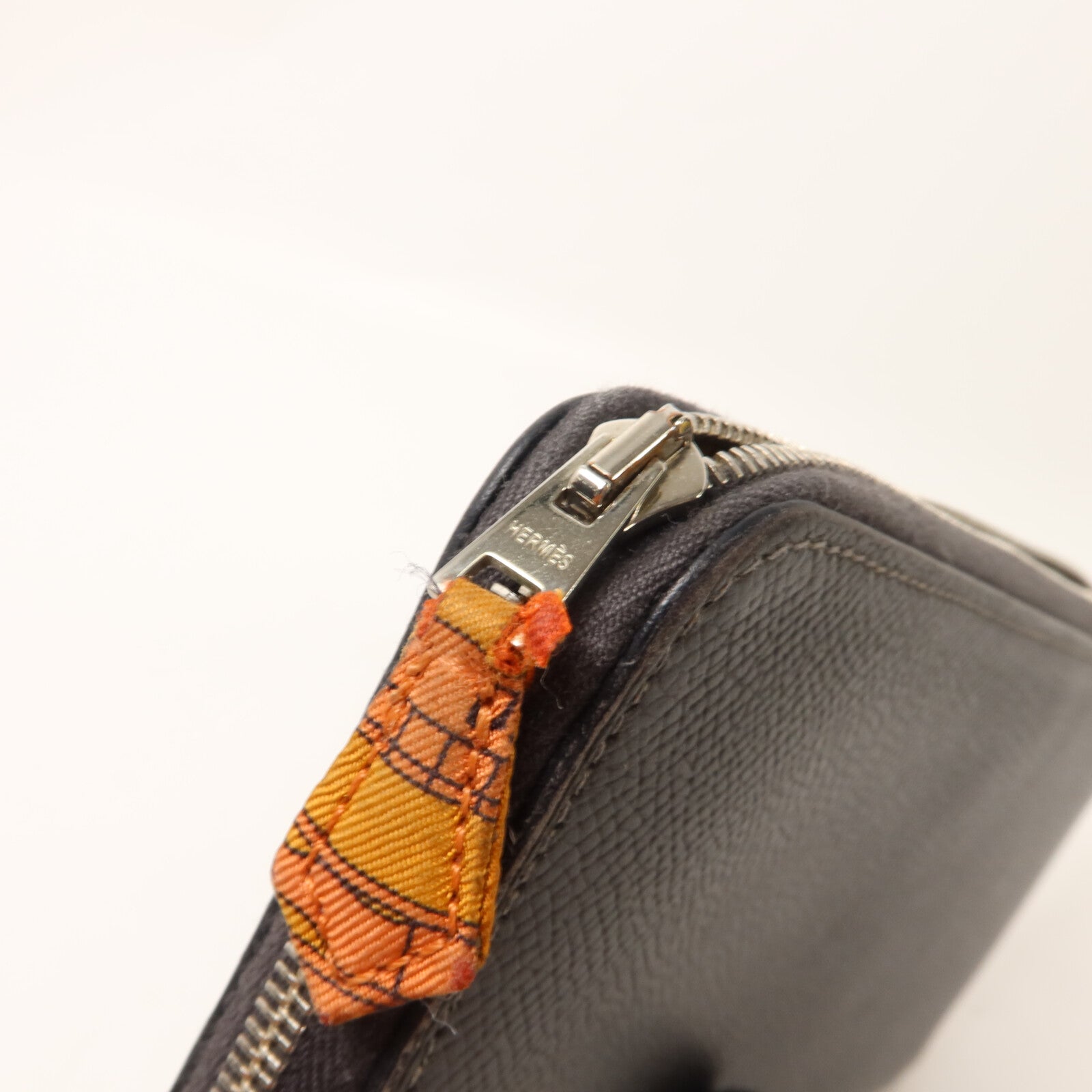 HERMES Epsom皮革Silk In Long Wallet長錢包Etain
