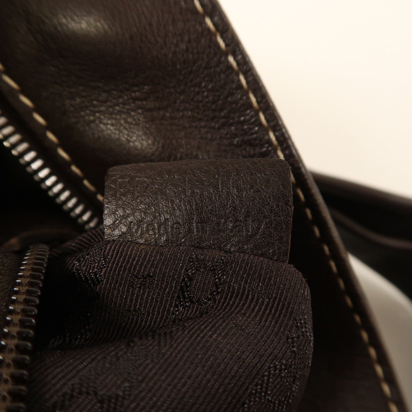CELINE 牛皮皮革Shoulder Bag銀扣肩背袋啡色