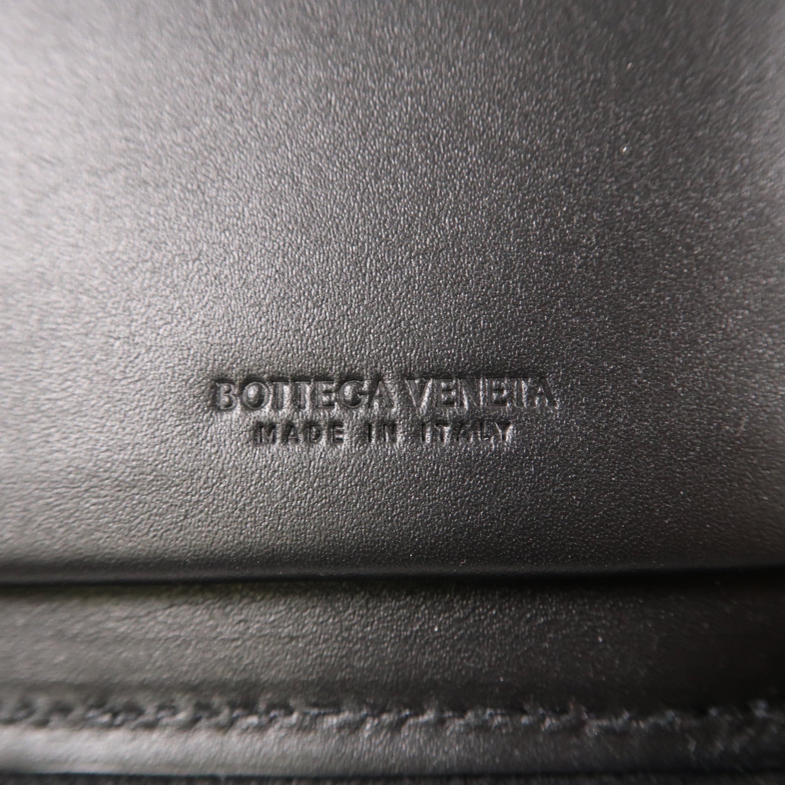 BOTTEGA VENETA 皮革Round Long Wallet長錢包黑色