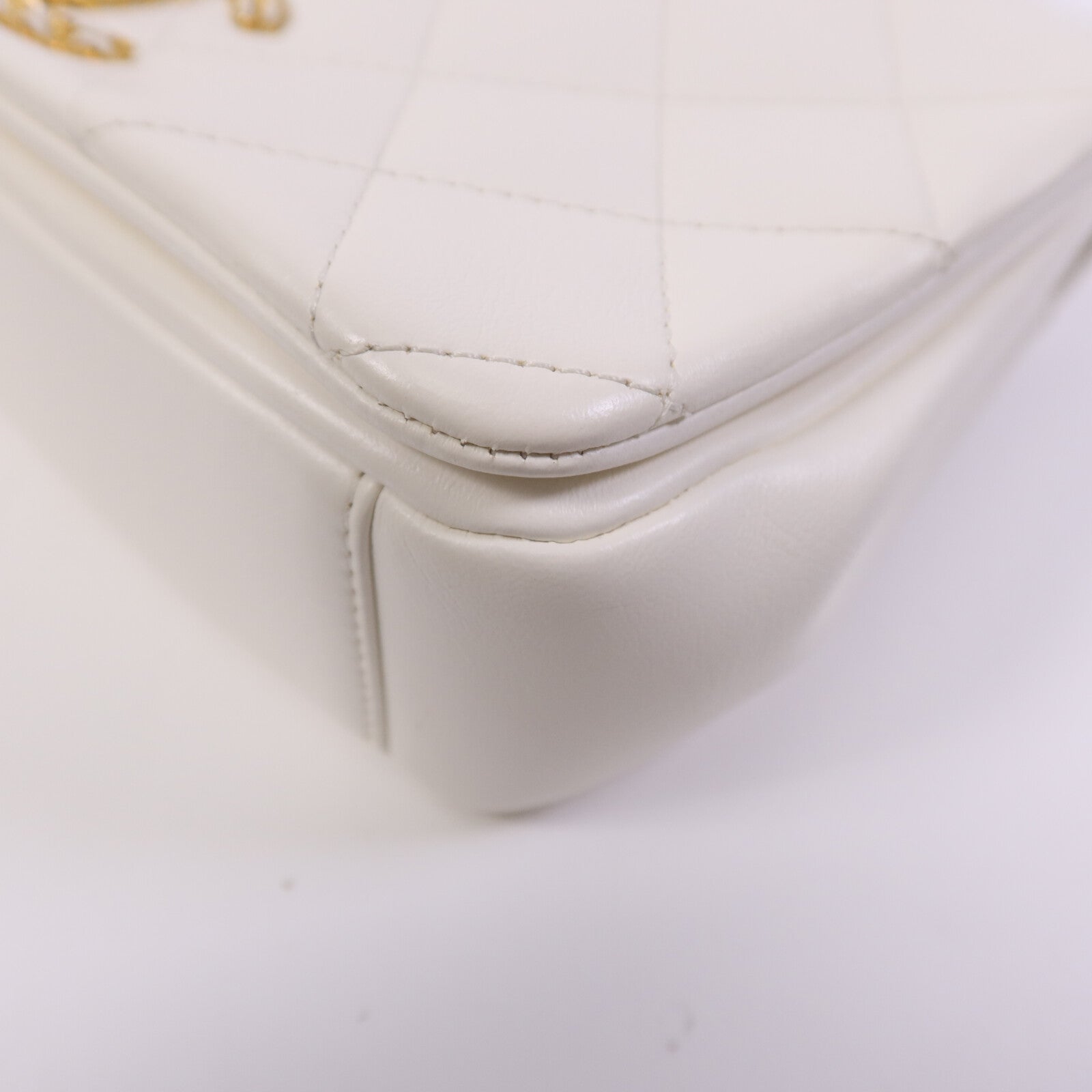 CHANEL 牛皮皮革Chain Shoulder Bag 金扣鏈帶肩背袋