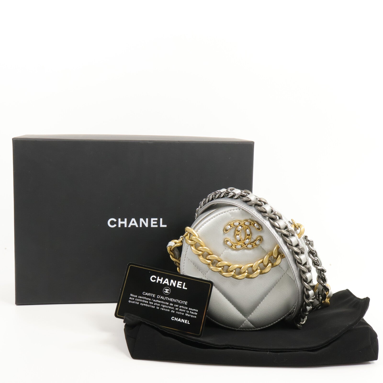 CHANEL 羊皮皮革C19 Round Clutch鏈帶肩背袋