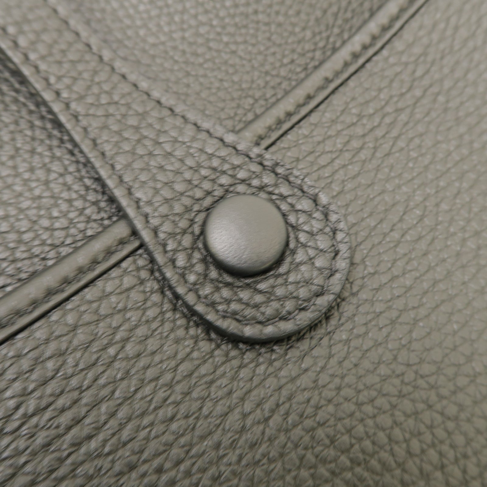 HERMES 【激減優惠】Clemence皮革Evelyne PM銀扣肩背袋Noir/黑色