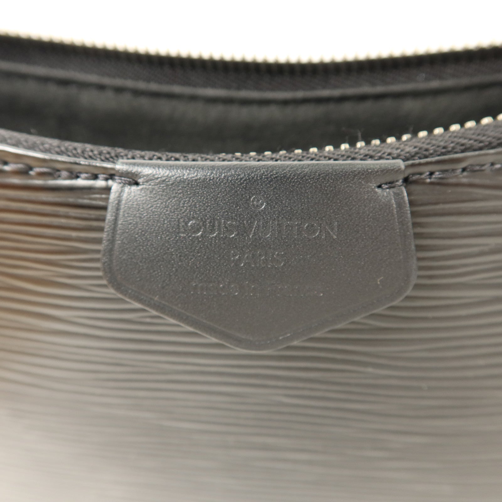 LOUIS VUITTON Epi Easy Pouch手挽肩背兩用袋