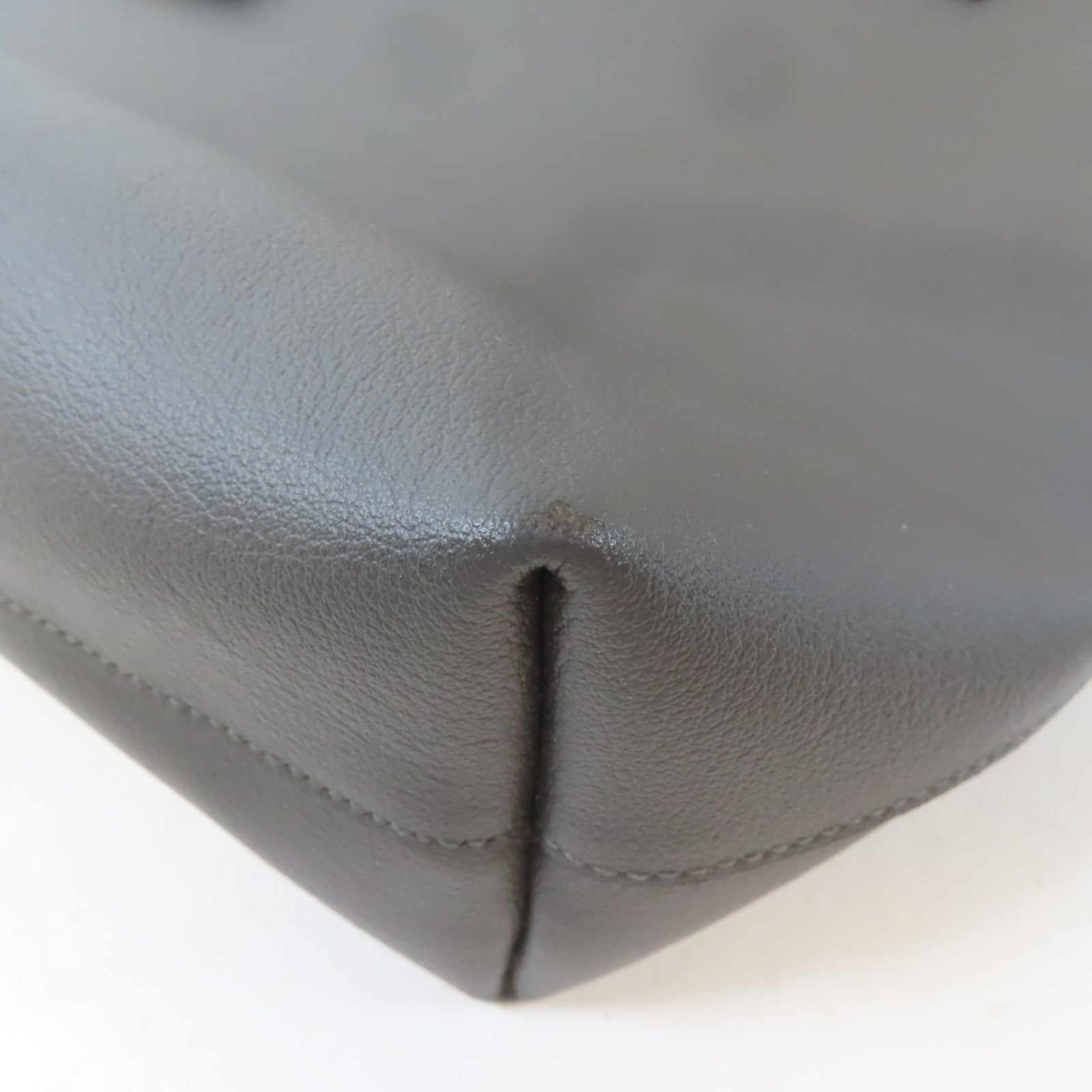 SAINT LAURENT 牛皮皮革Shopping Saint Laurent Toy In Leather金扣手挽肩背兩用袋灰色