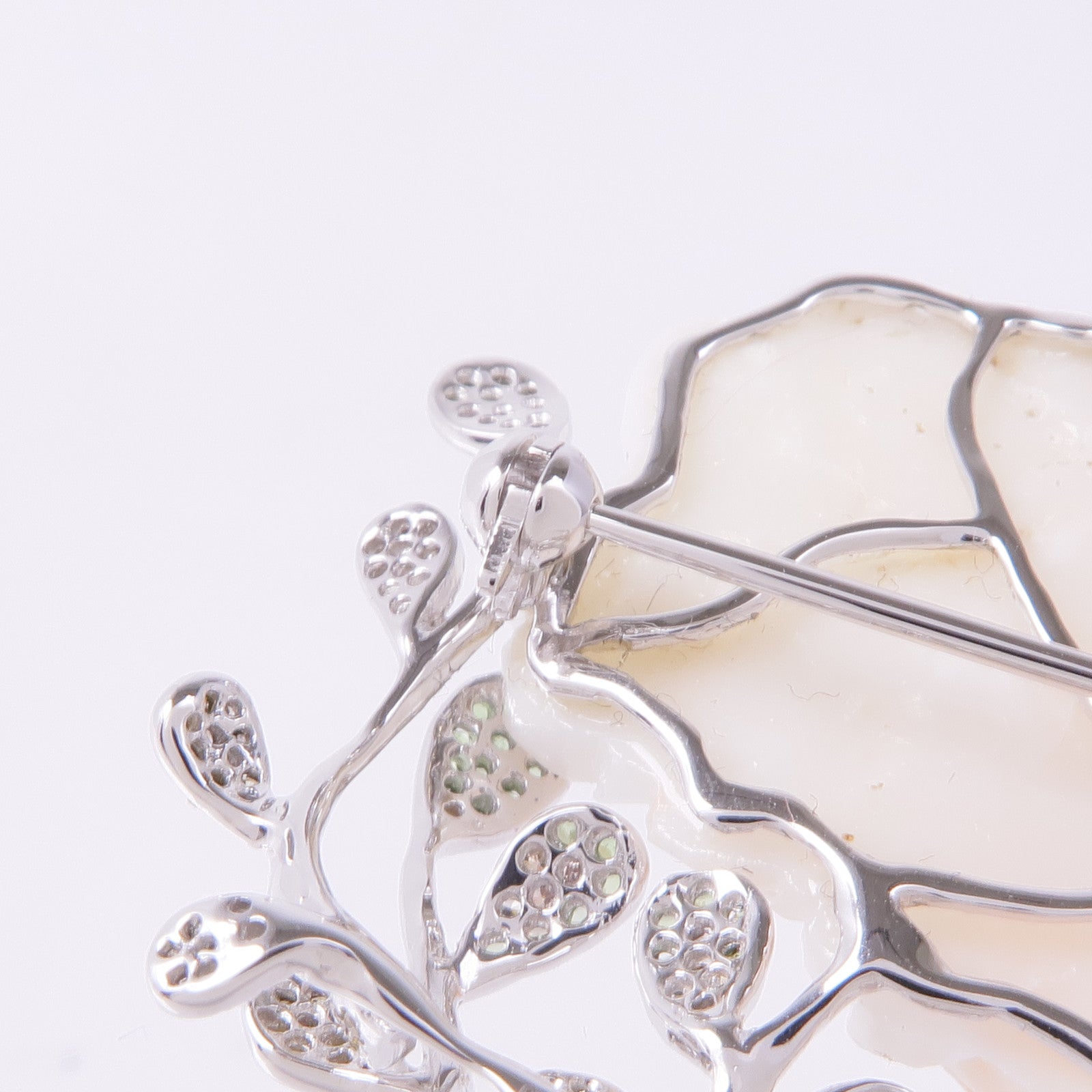 JEWELRY 18K白金Coral Sapphire Diamond Brooch珊瑚石/鑽石/藍寶石胸針