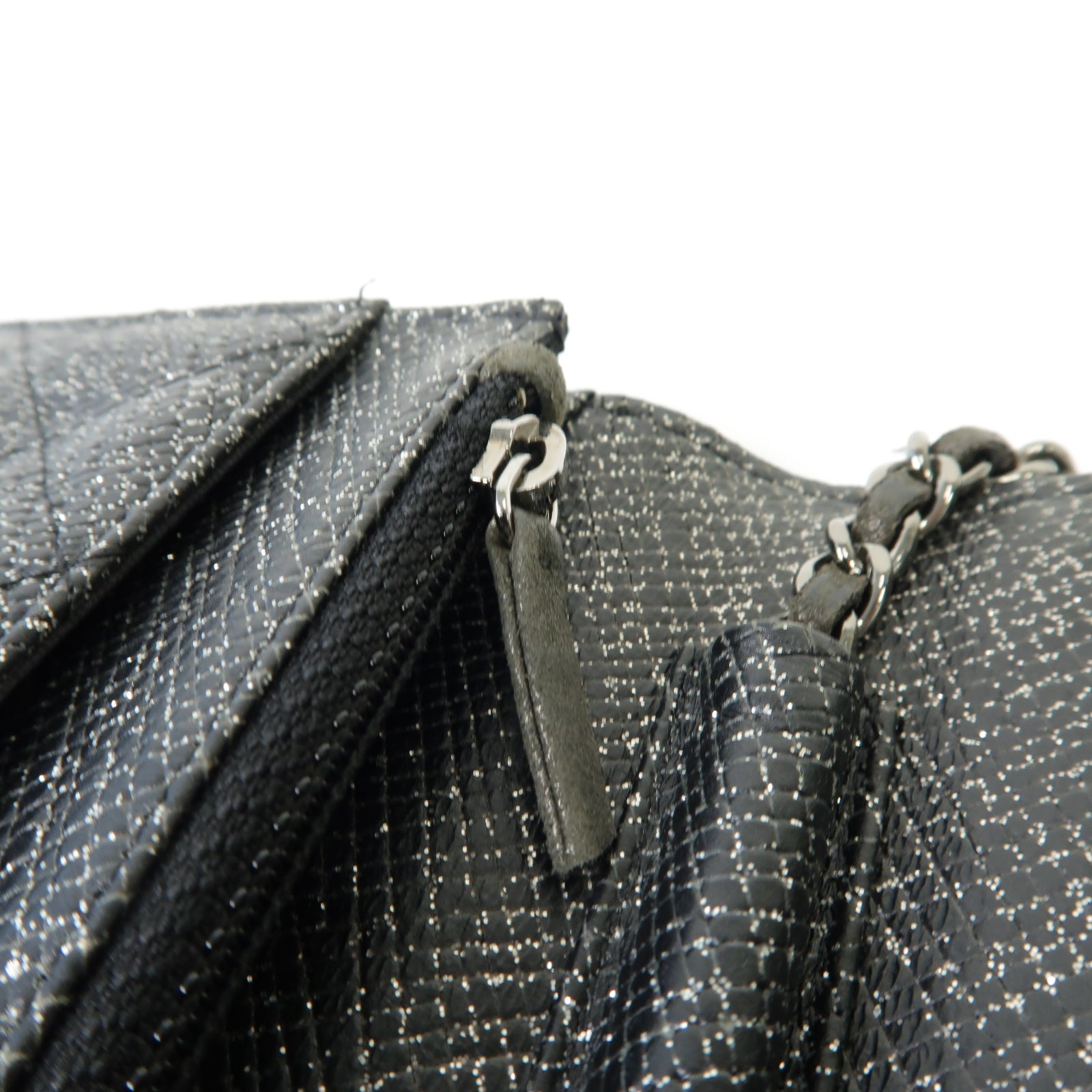 CHANEL 菱格牛皮皮革/閃粉WOC Wallet On Chain銀扣鏈帶肩背袋銀色/黑色