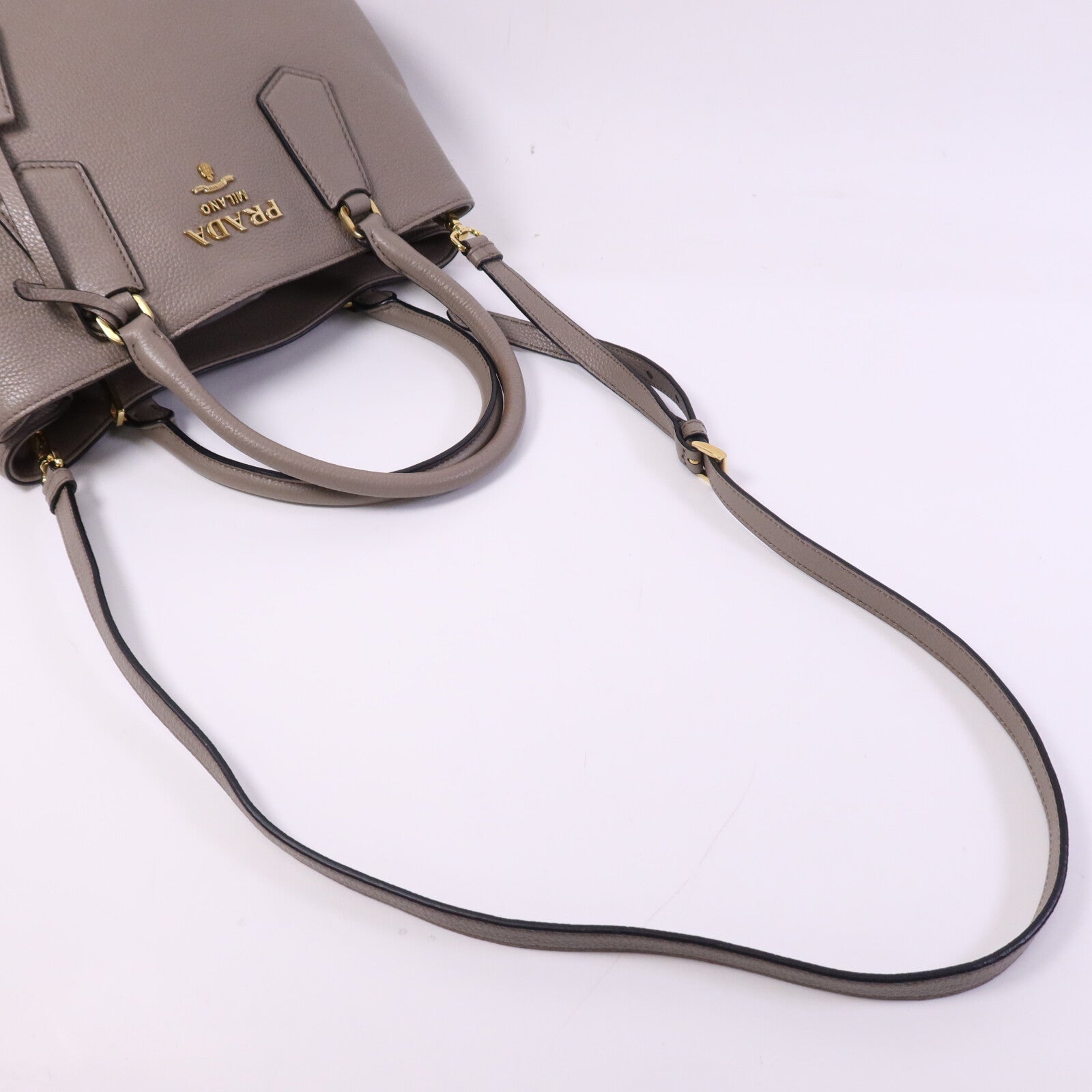 PRADA 牛皮皮革Vitello Daino金扣手挽肩背兩用袋