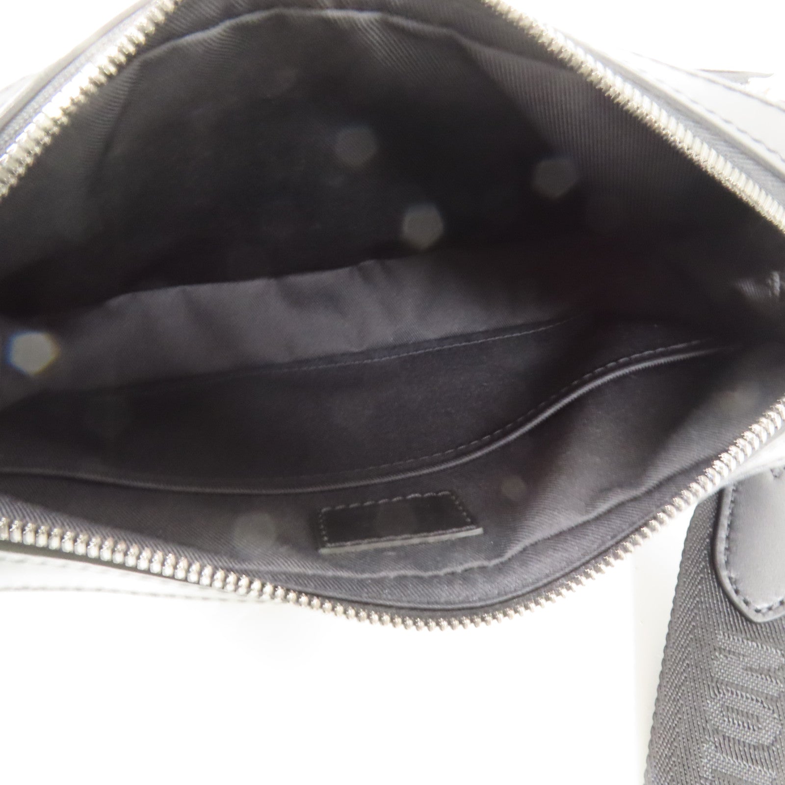 LOUIS VUITTON Monogram Eclipse Reverse Trio Messenger銀扣肩背袋灰色