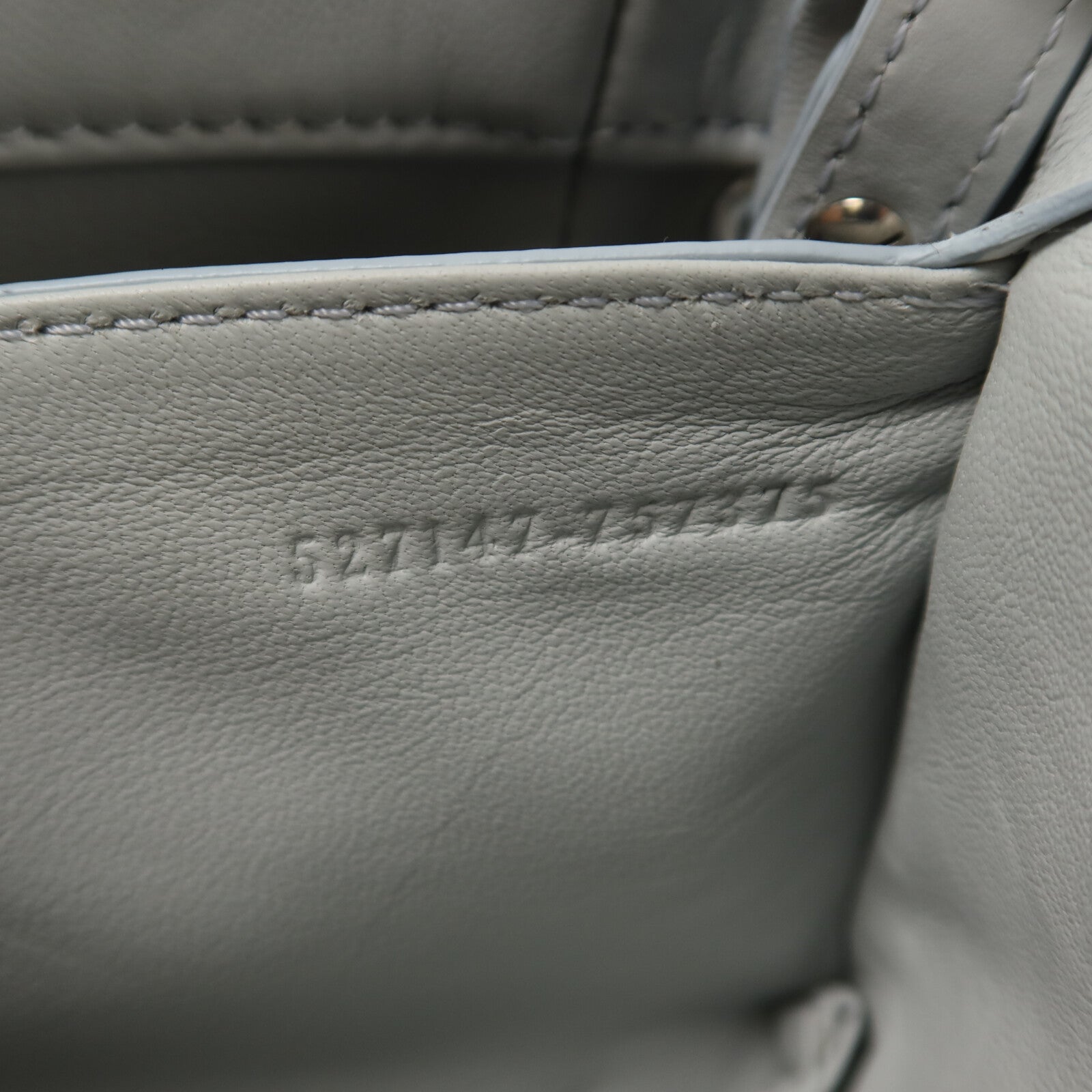 SELECTION 牛皮皮革Alexander Mcqueen The Seal銀扣鏈帶手挽肩背兩用袋