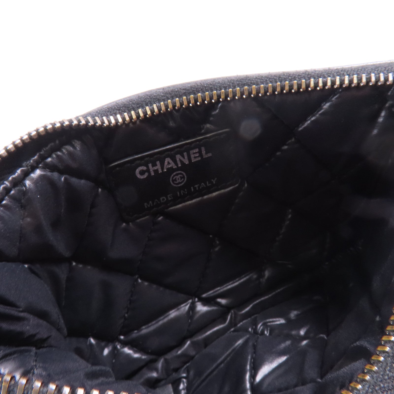 CHANEL 羊皮皮革/漆皮皮革Pouch銀扣手拿包