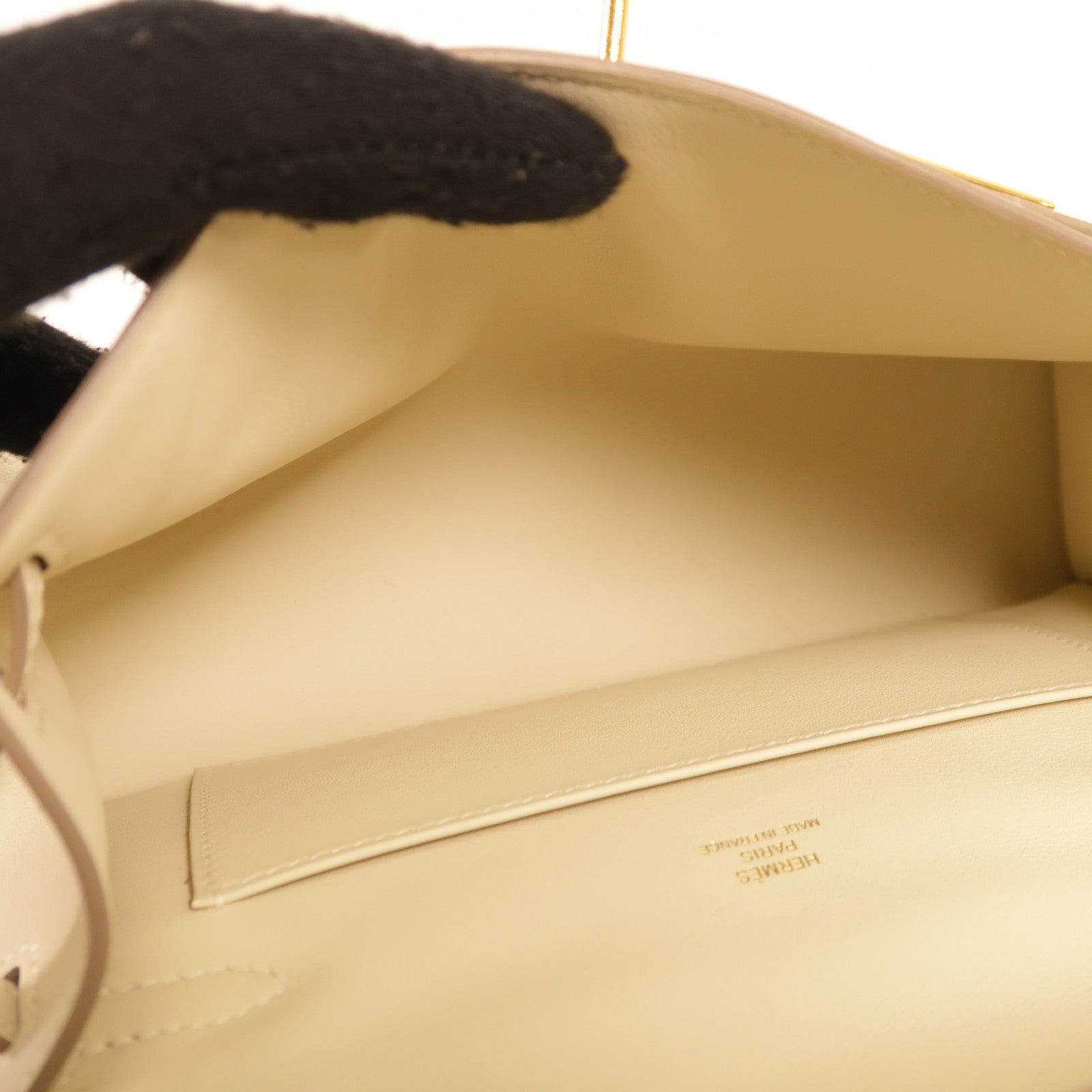 HERMES Swift皮革Pochette Kelly金扣手挽袋Nata
