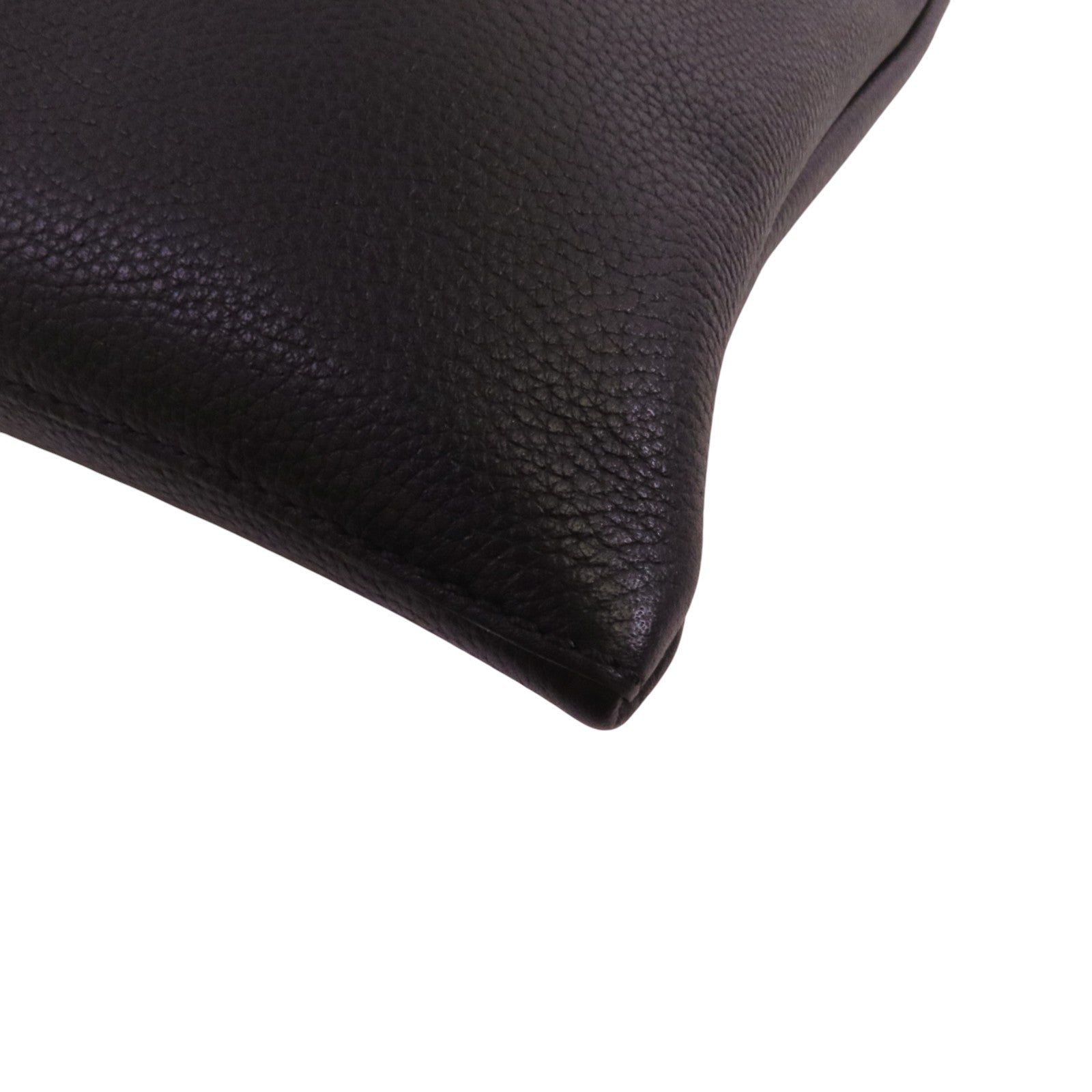 FENDI 【激減優惠】牛皮皮革After Roma Pouch Shoulder銀扣肩背袋