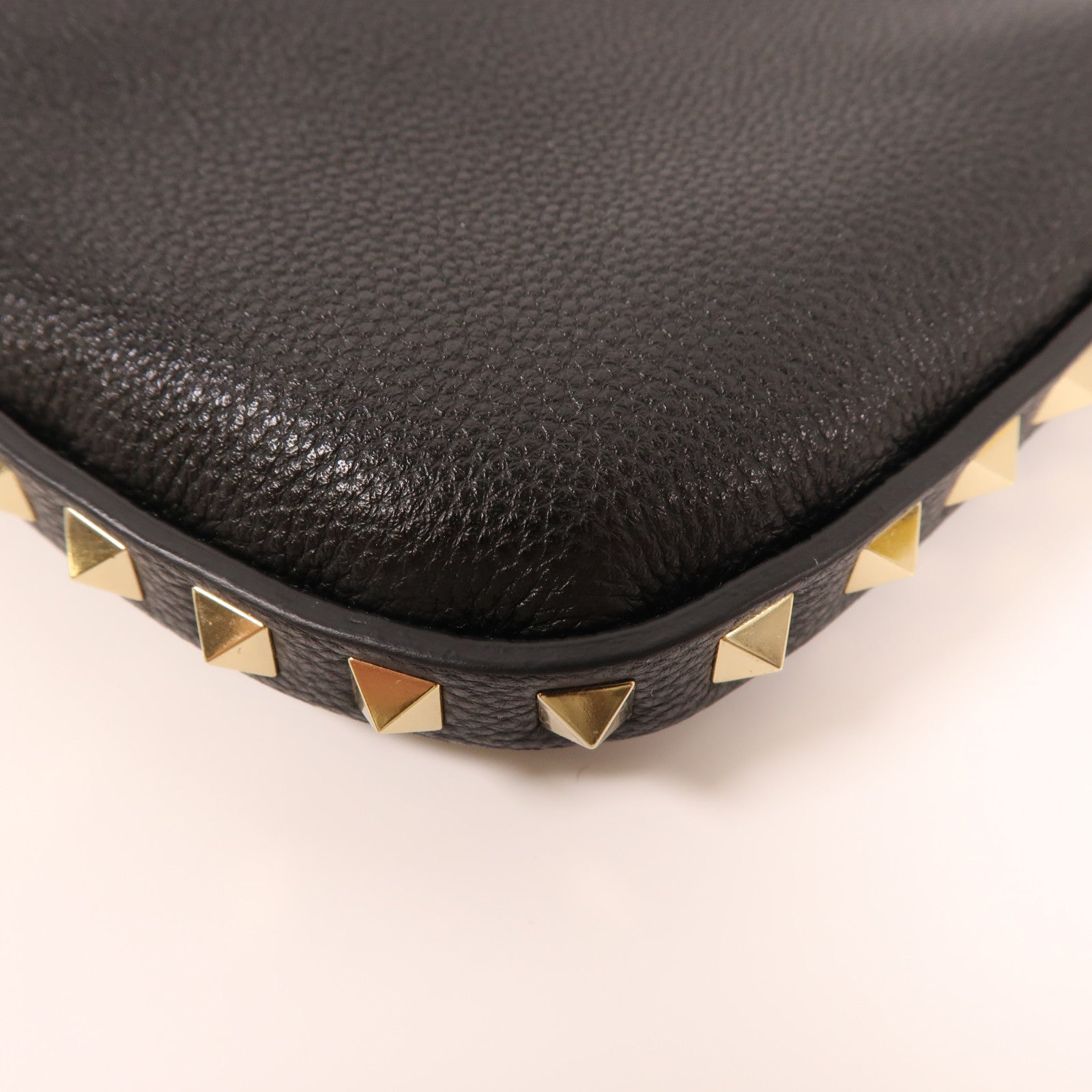 Valentino 牛皮皮革Shoulder Bag金扣肩背袋