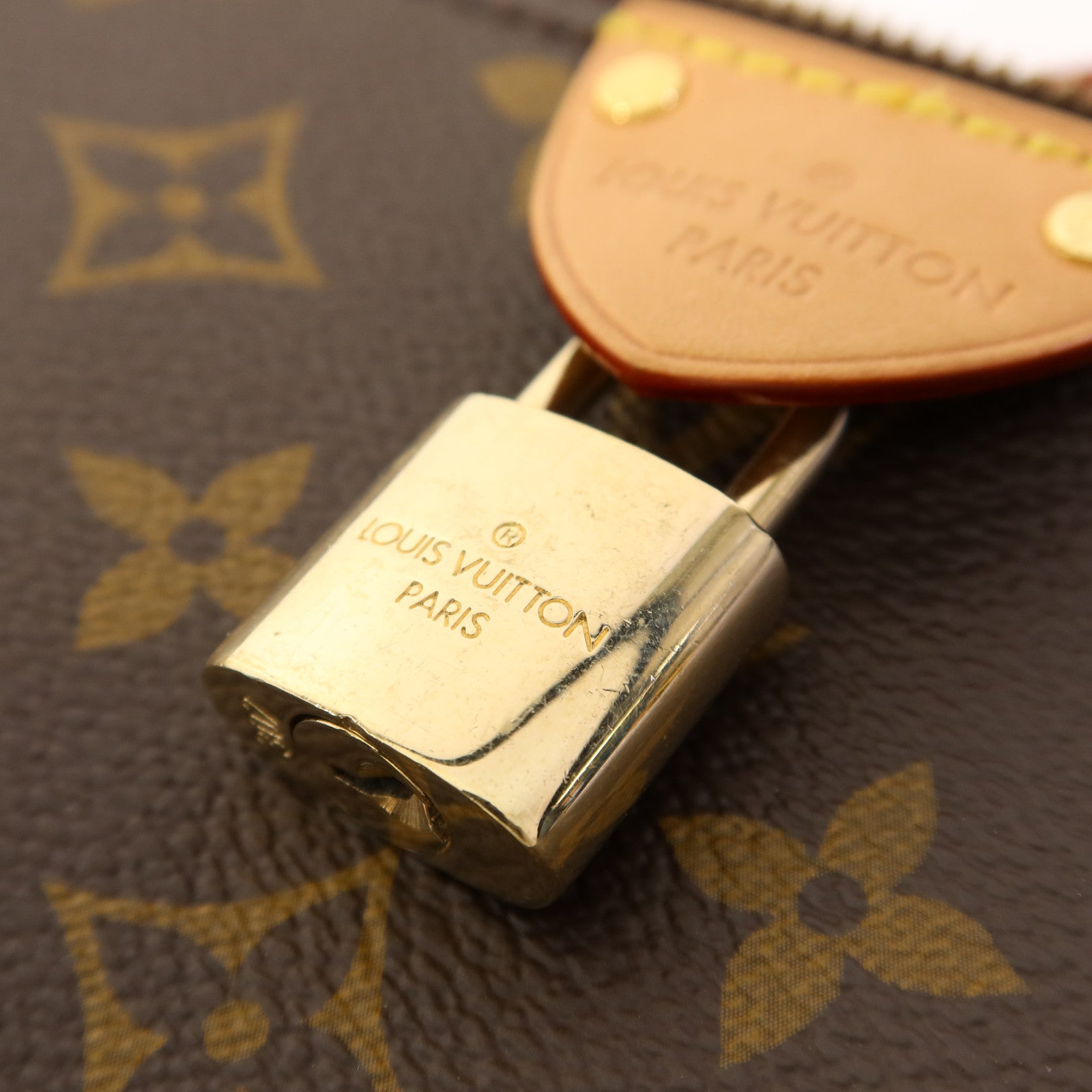 LOUIS VUITTON Monogram Pochette Tirette Bag金扣手挽肩背兩用袋