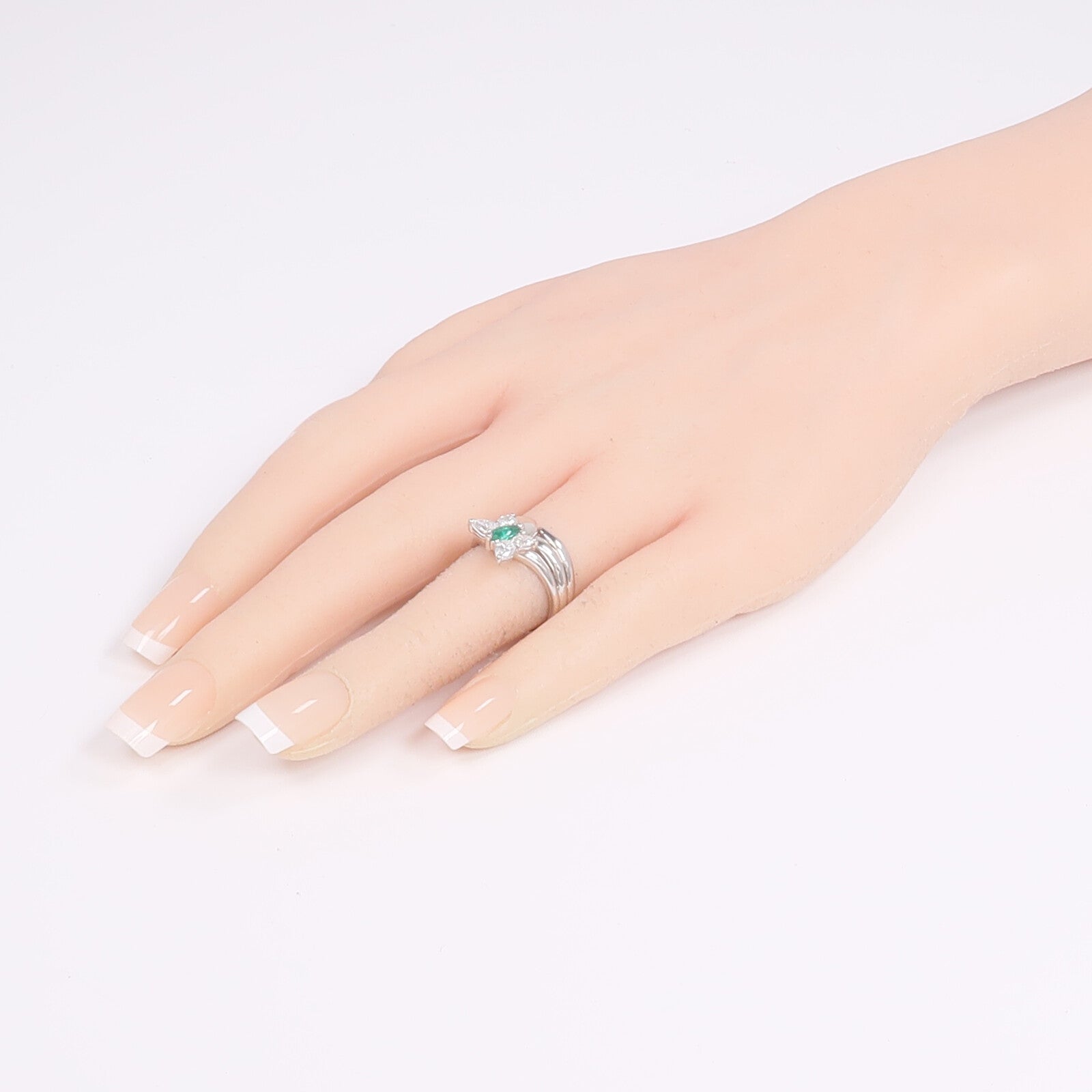 JEWELRY PT900鉑金Emerald Diamond Ring綠寶石/鑽石戒指