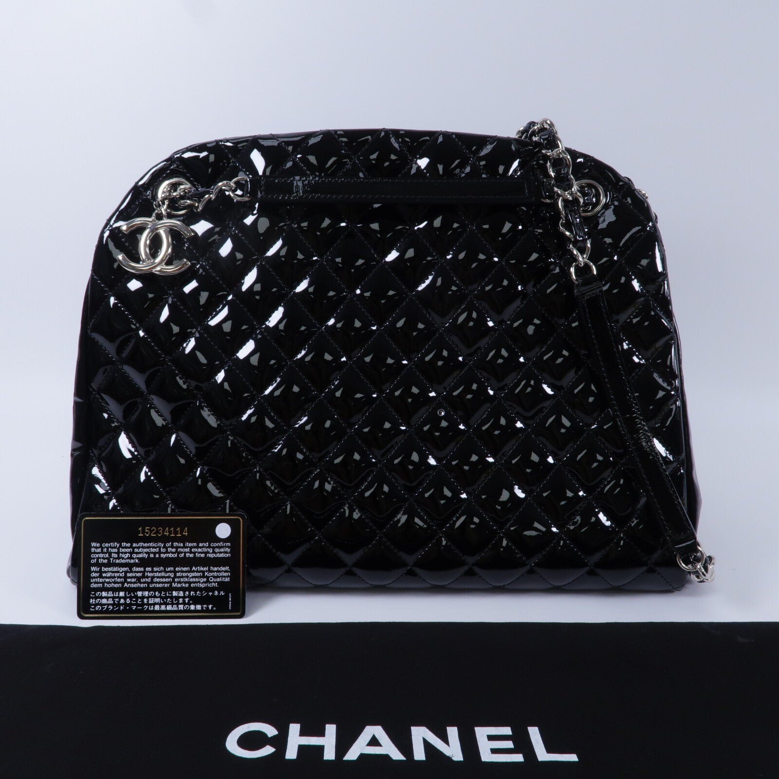 CHANEL 漆皮皮革Just Mademoiselle Bowling Bag鏈帶肩背袋