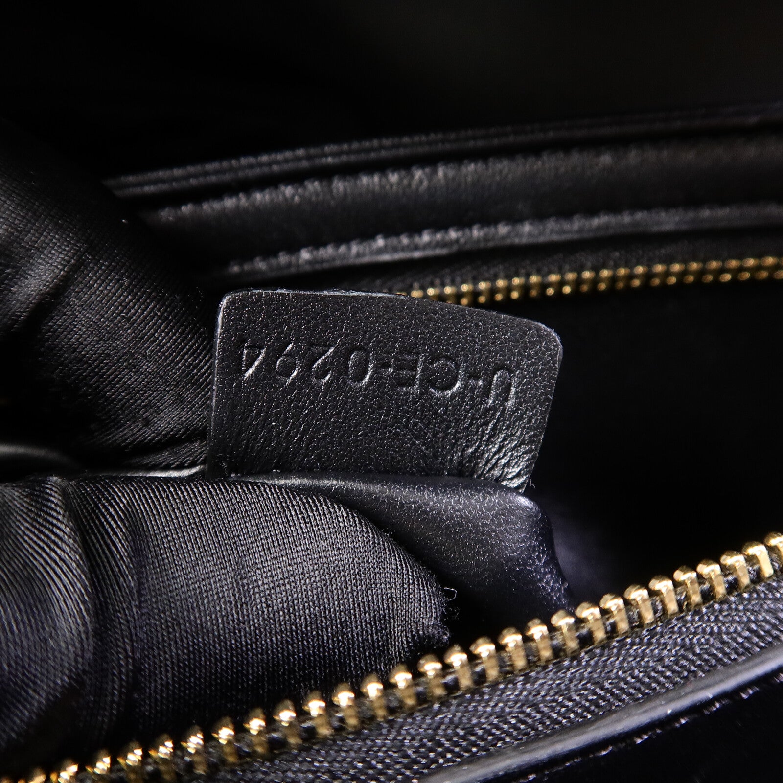 CELINE 牛皮皮革Classique Triomphe肩背袋