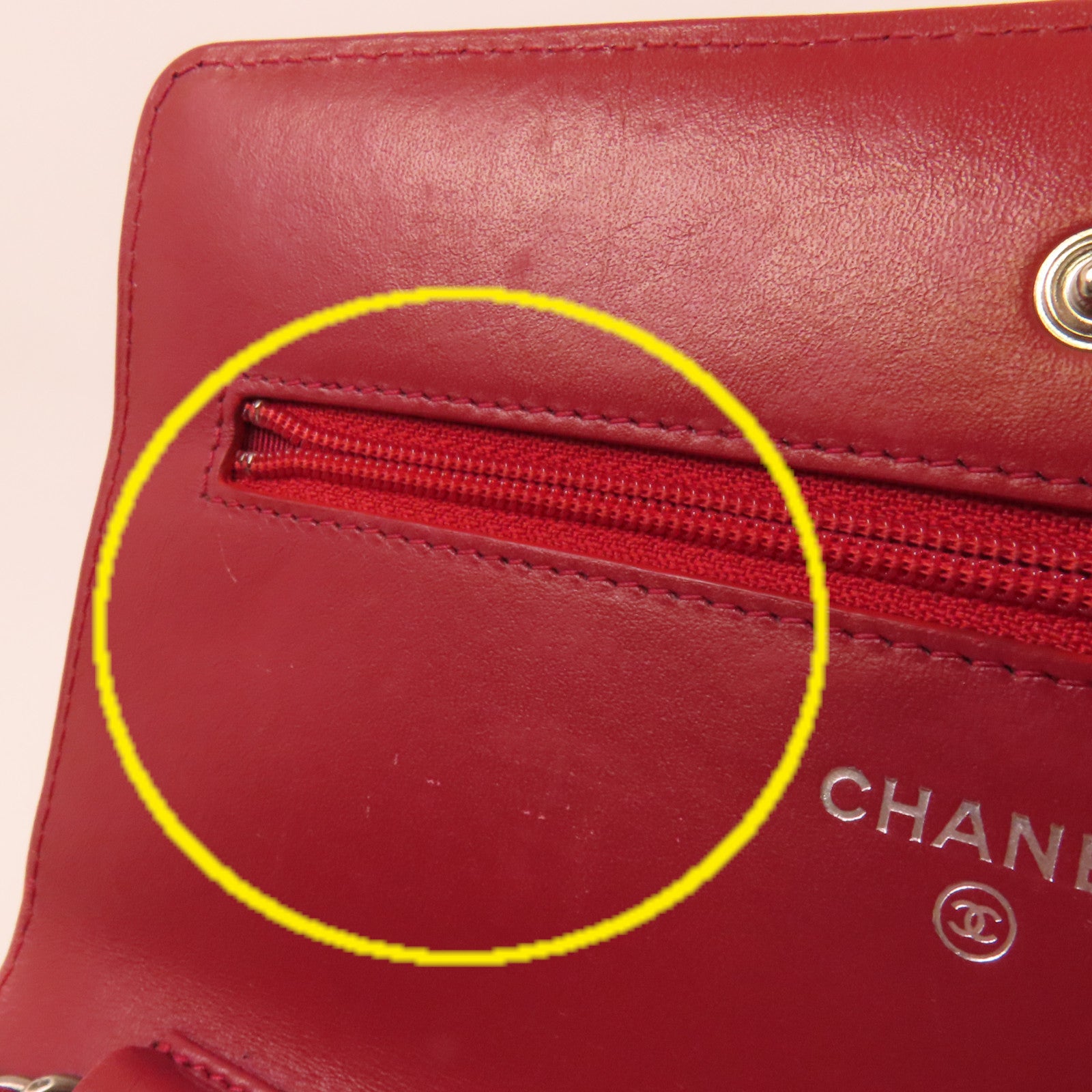 CHANEL 牛皮皮革WOC Wallet On Chain鏈帶肩背袋