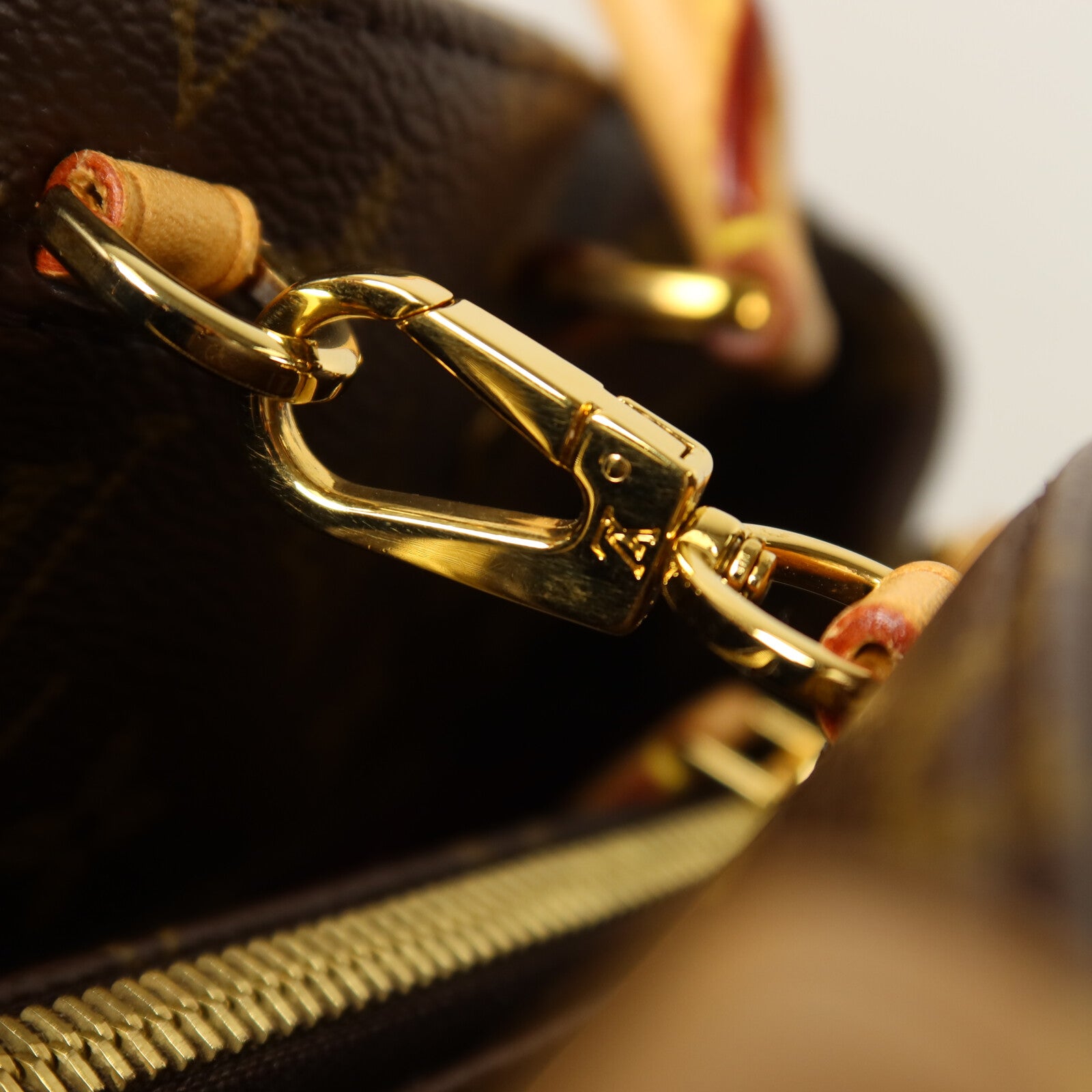 LOUIS VUITTON Monogram Montaigne MM手挽肩背兩用袋