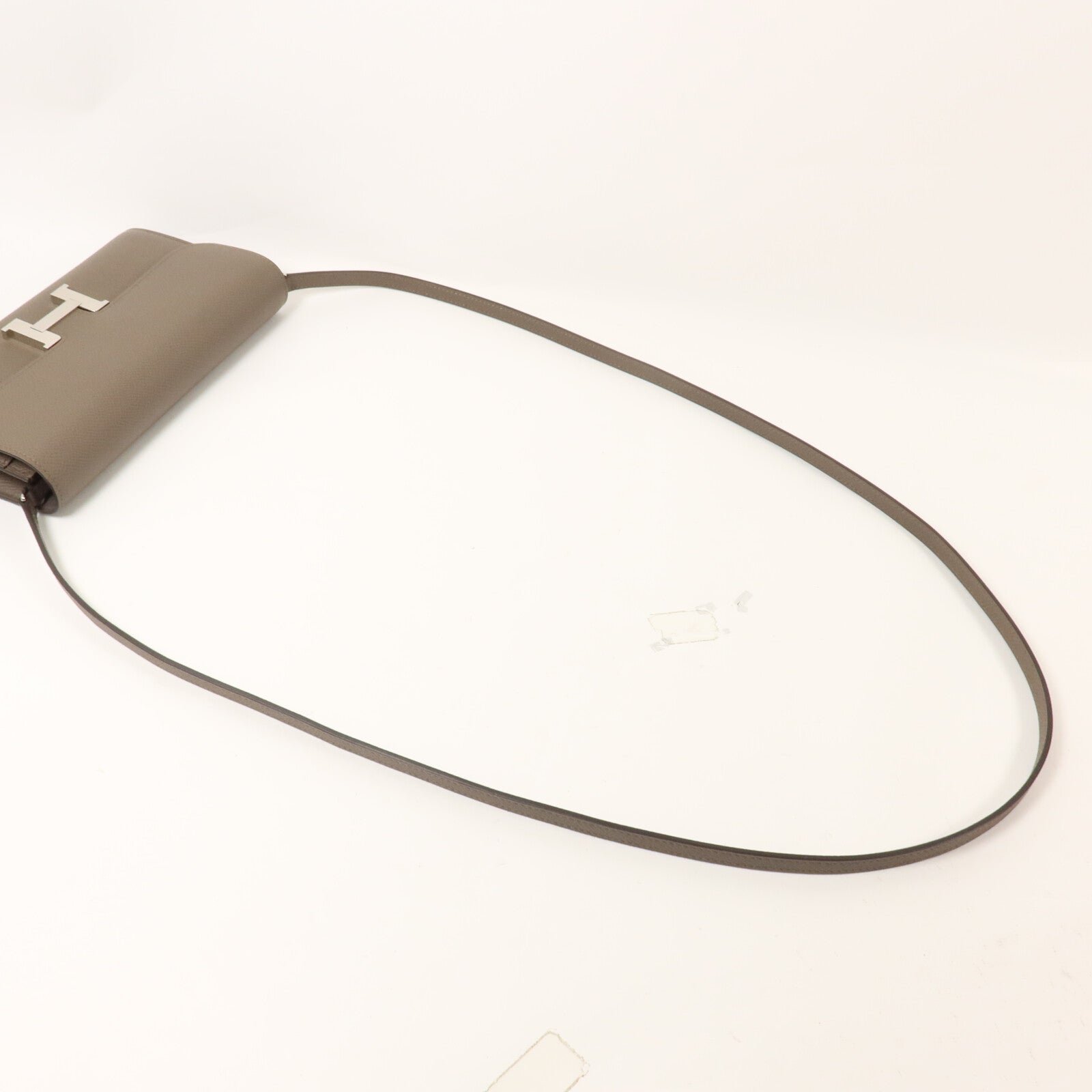 HERMES Epsom皮革Constance To Go肩背袋Etain