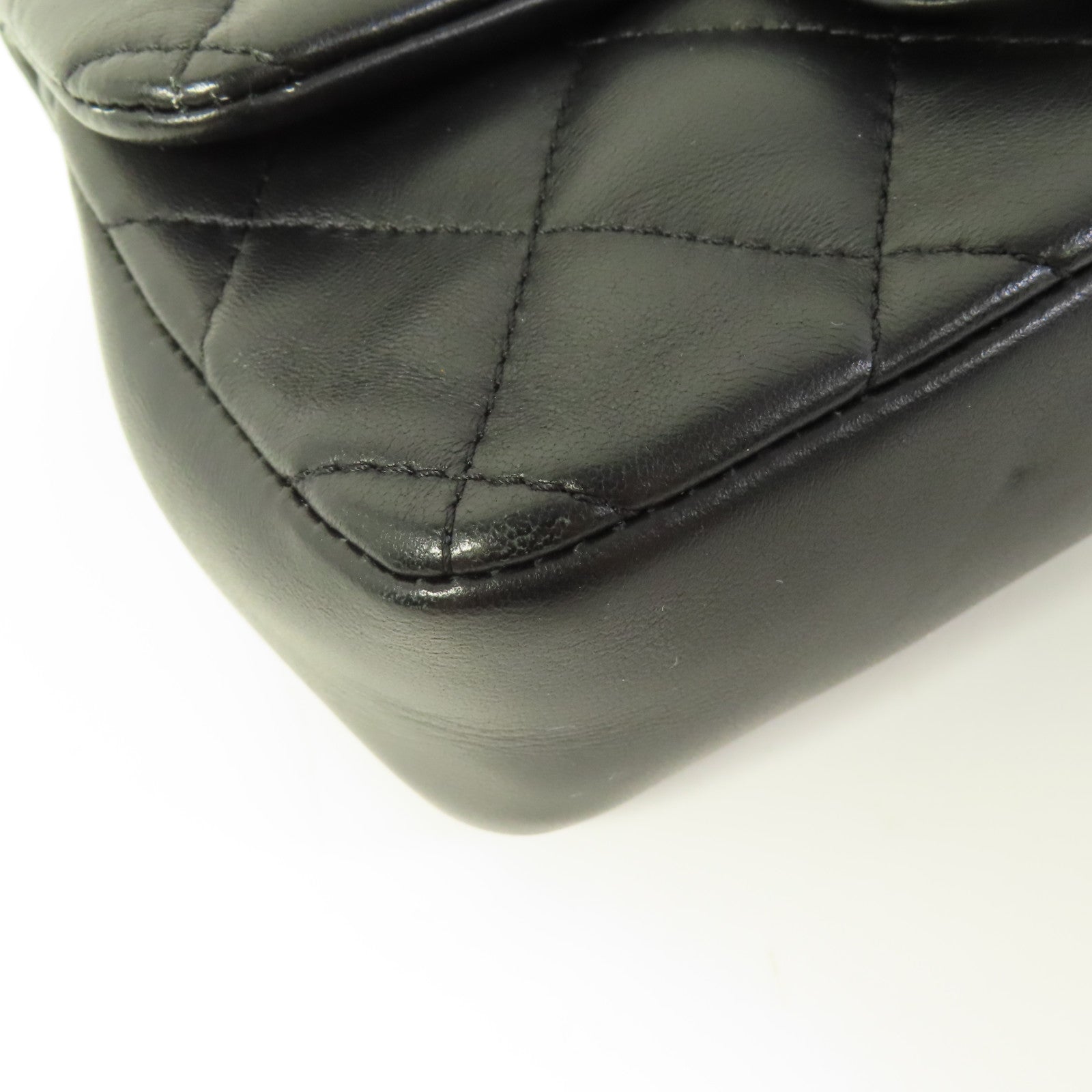 CHANEL 羊皮皮革Heart Charm Mini Flap金扣肩背袋