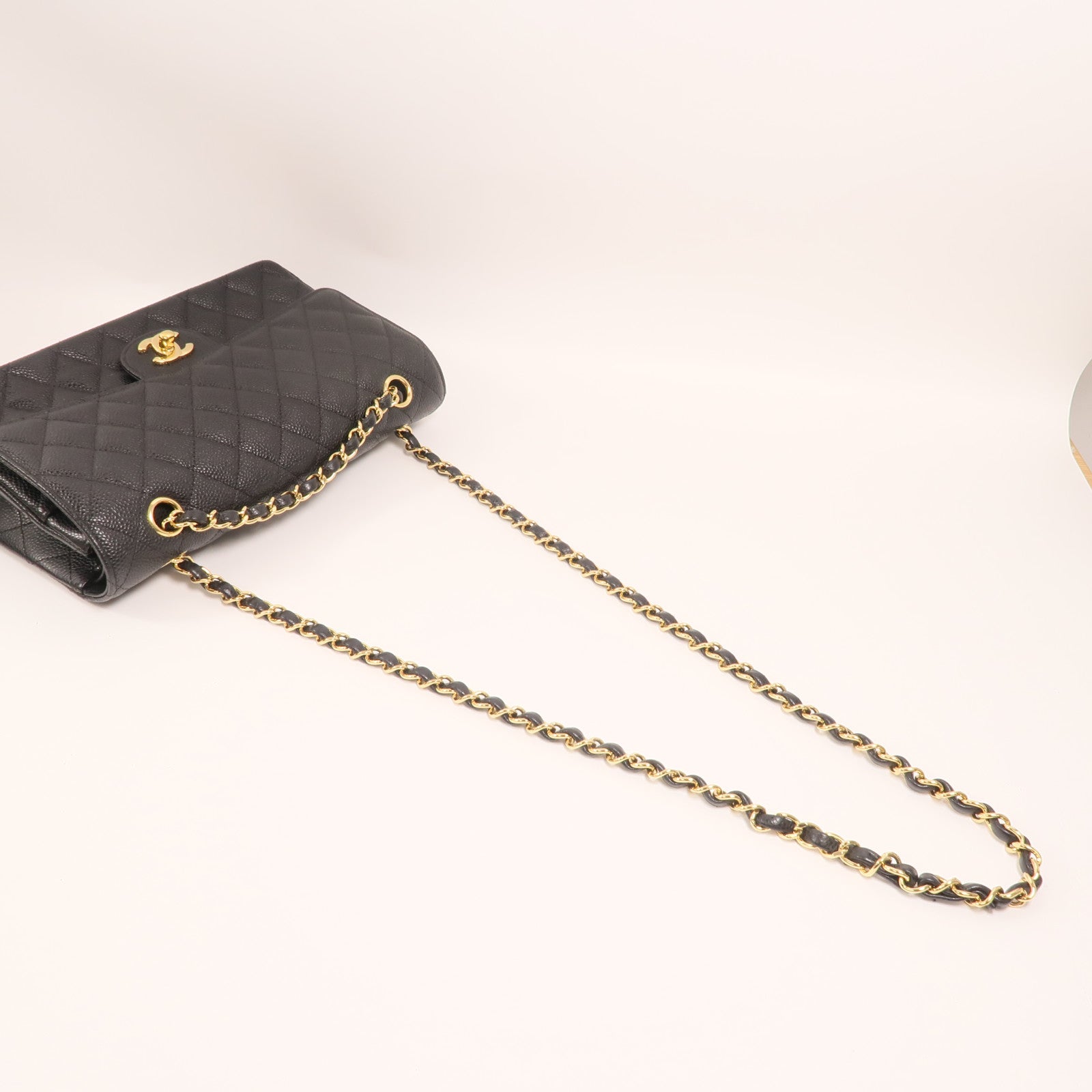 CHANEL 牛皮皮革Classic 25金扣鏈帶肩背袋