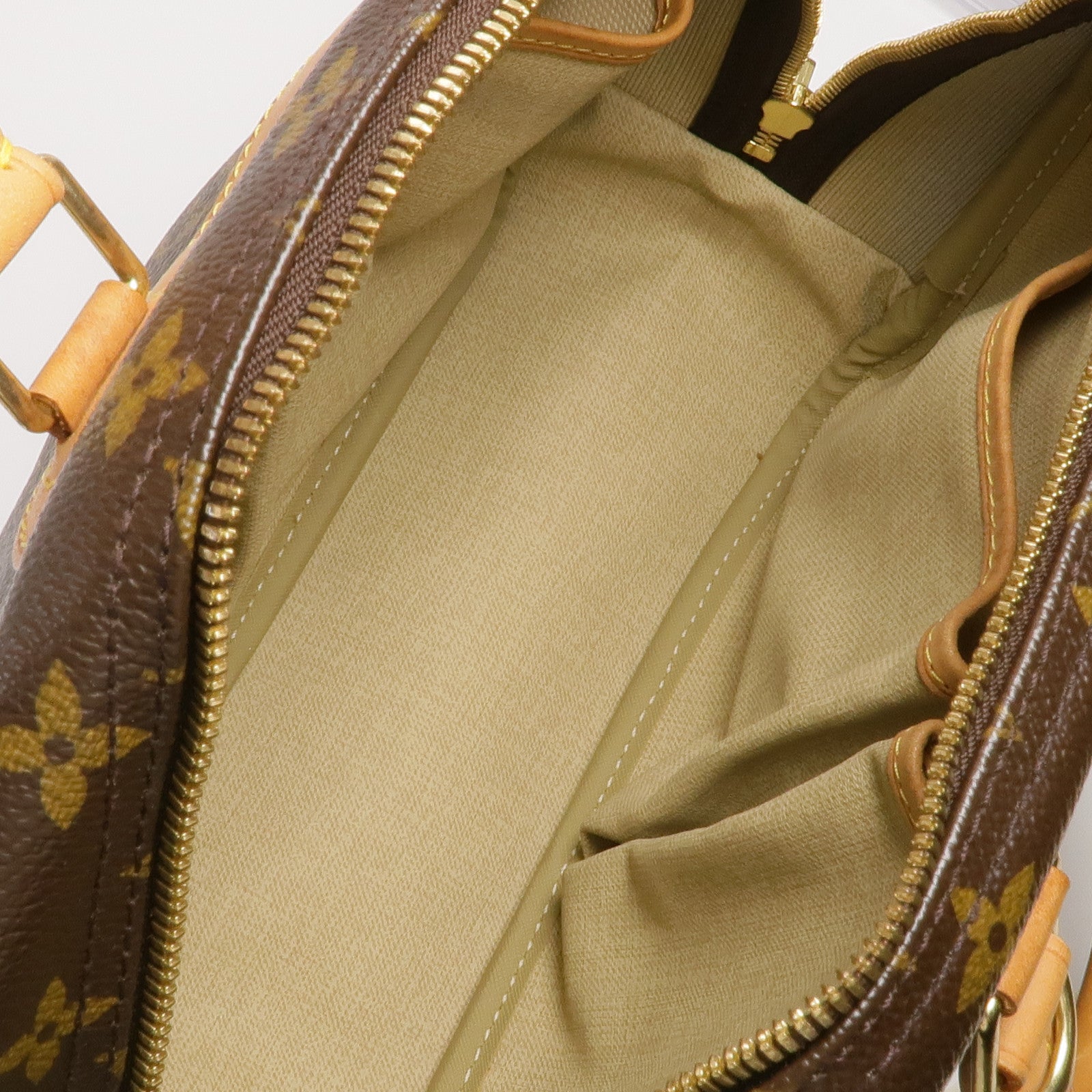 LOUIS VUITTON Monogram Trouville金扣手挽袋
