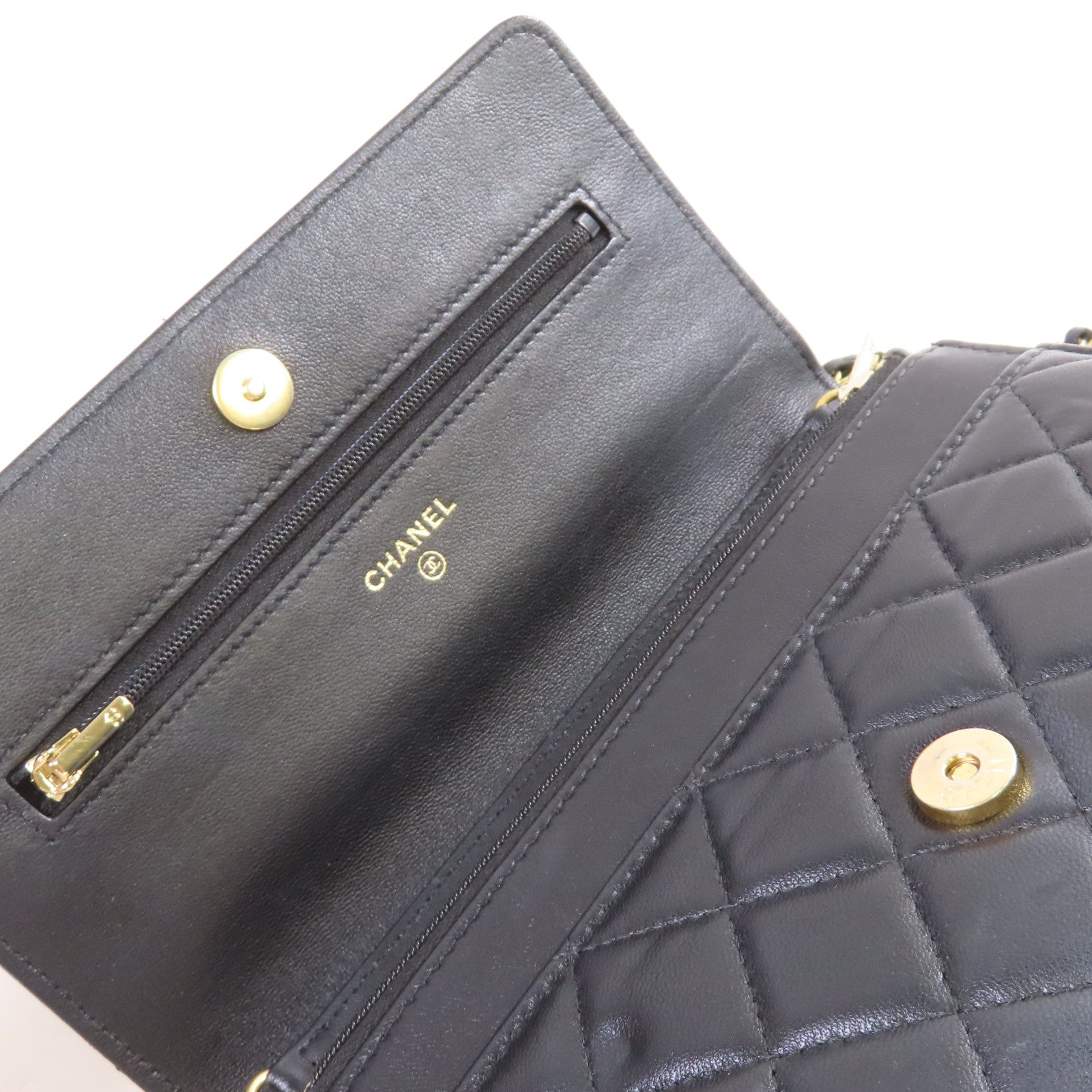 CHANEL 菱格羊皮皮革WOC Wallet On Chain Shoulder Bag金扣鏈帶肩背袋黑色