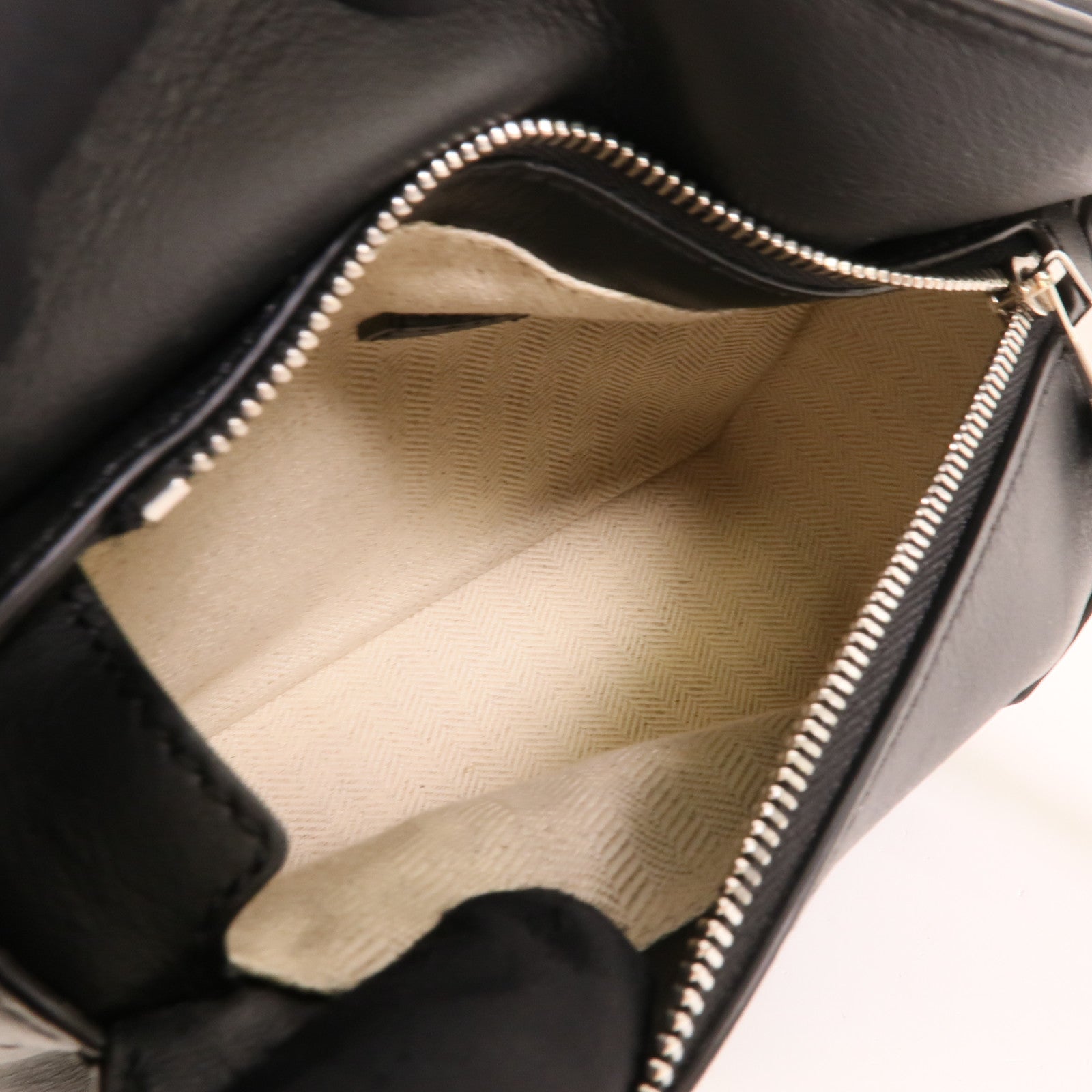 LOEWE 牛皮皮革Mini Puzzle手挽肩背兩用袋