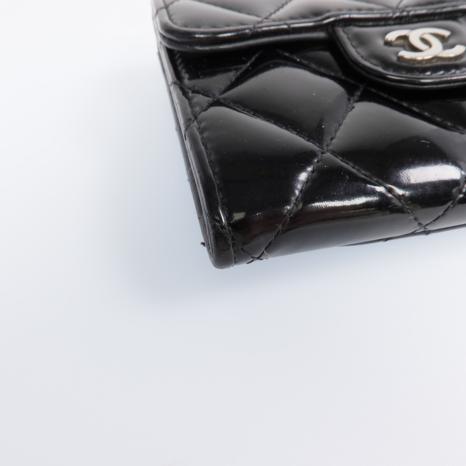 CHANEL 【激減優惠】漆皮皮革Wallet銀扣錢包