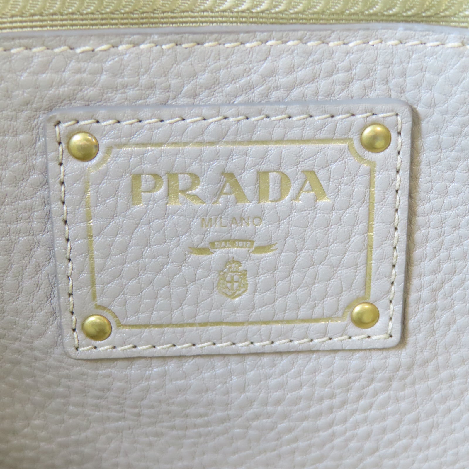 PRADA 牛皮皮革Vitella Daino Tote金扣手挽肩背兩用袋淺褐色