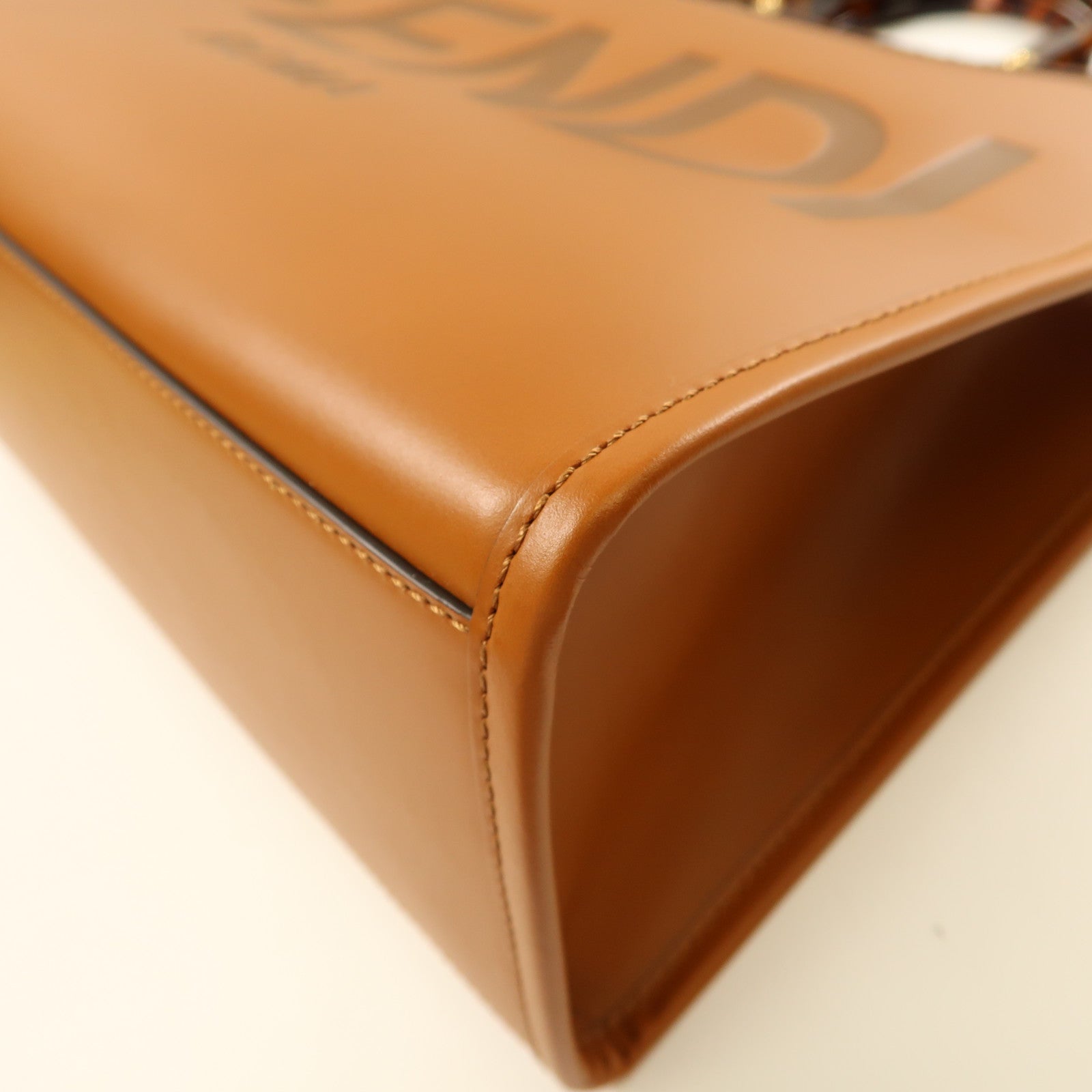 FENDI 牛皮皮革Sunshine Tote金扣手挽肩背兩用袋啡色