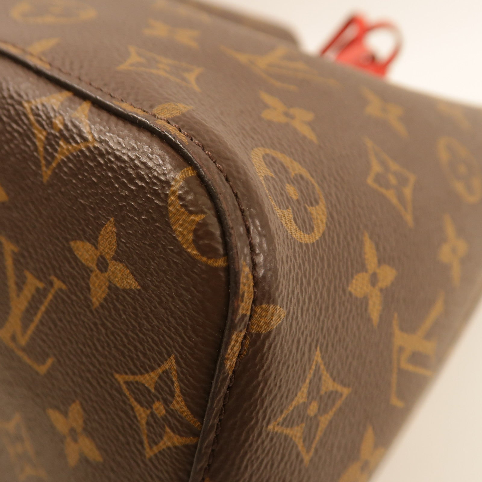 LOUIS VUITTON Monogram Neo Noe Bucket Bag金扣肩背袋Coquelicot
