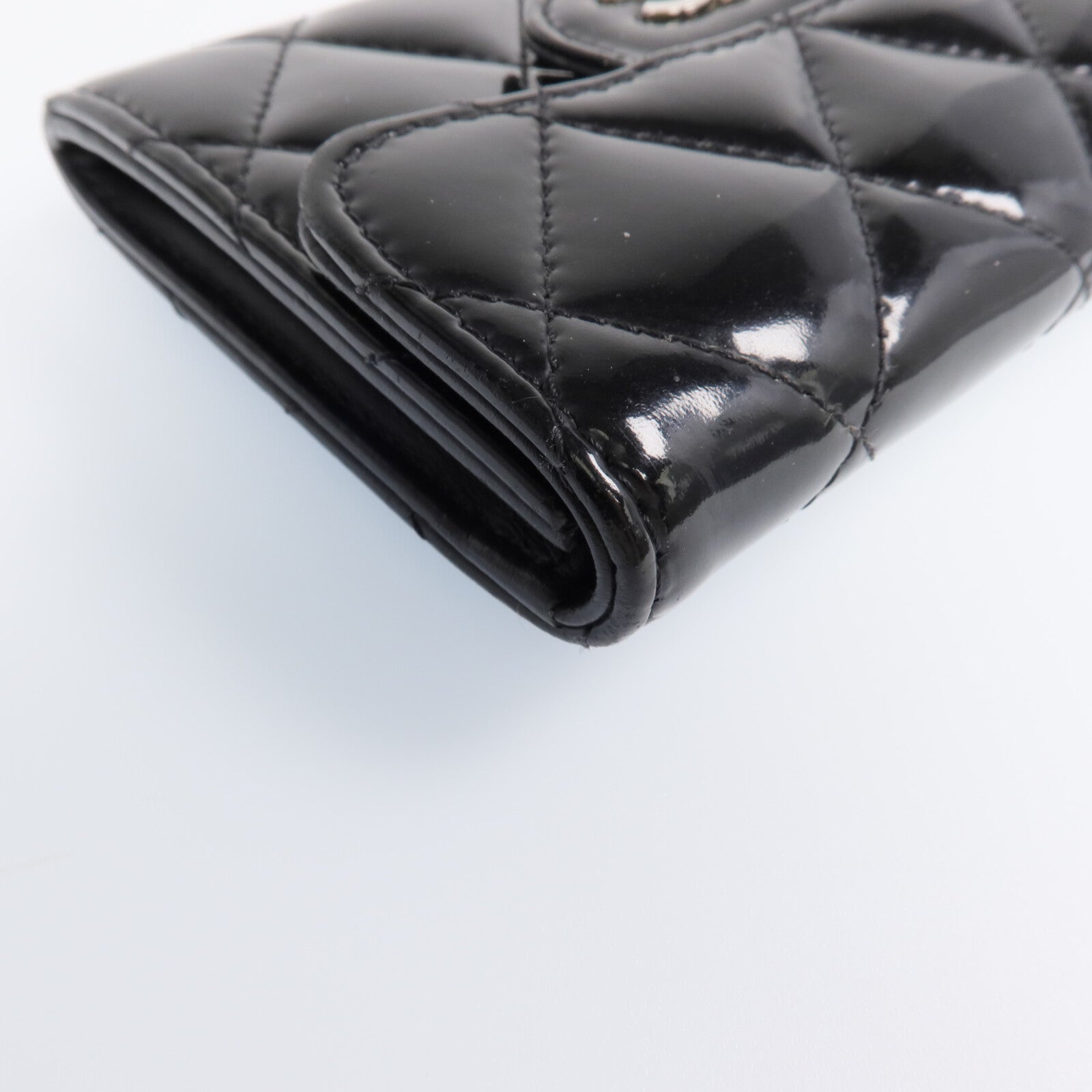 CHANEL 【激減優惠】漆皮皮革Wallet銀扣錢包