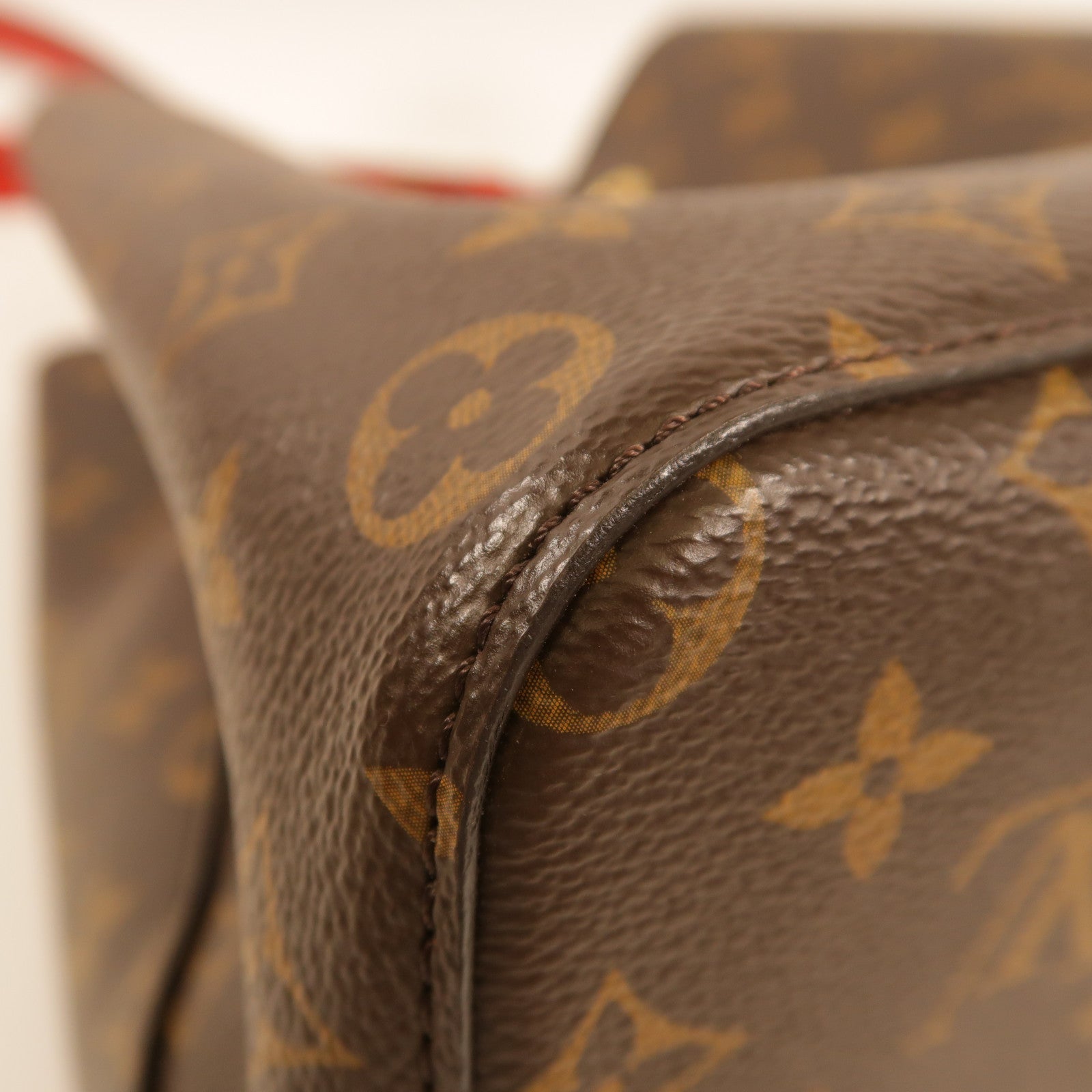 LOUIS VUITTON Monogram Neo Noe Bucket Bag金扣肩背袋Coquelicot