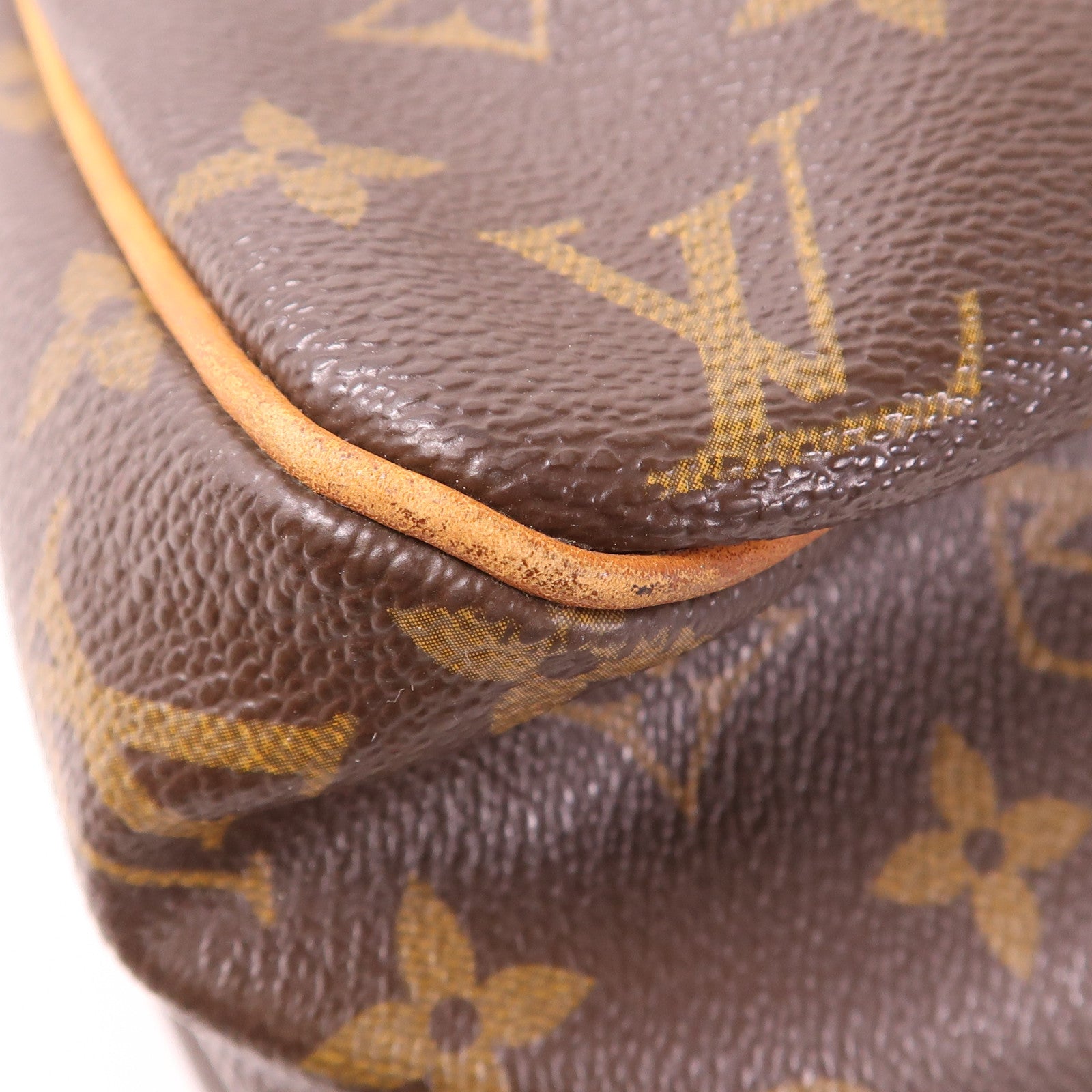 LOUIS VUITTON Monogram Batignolles金扣肩背袋