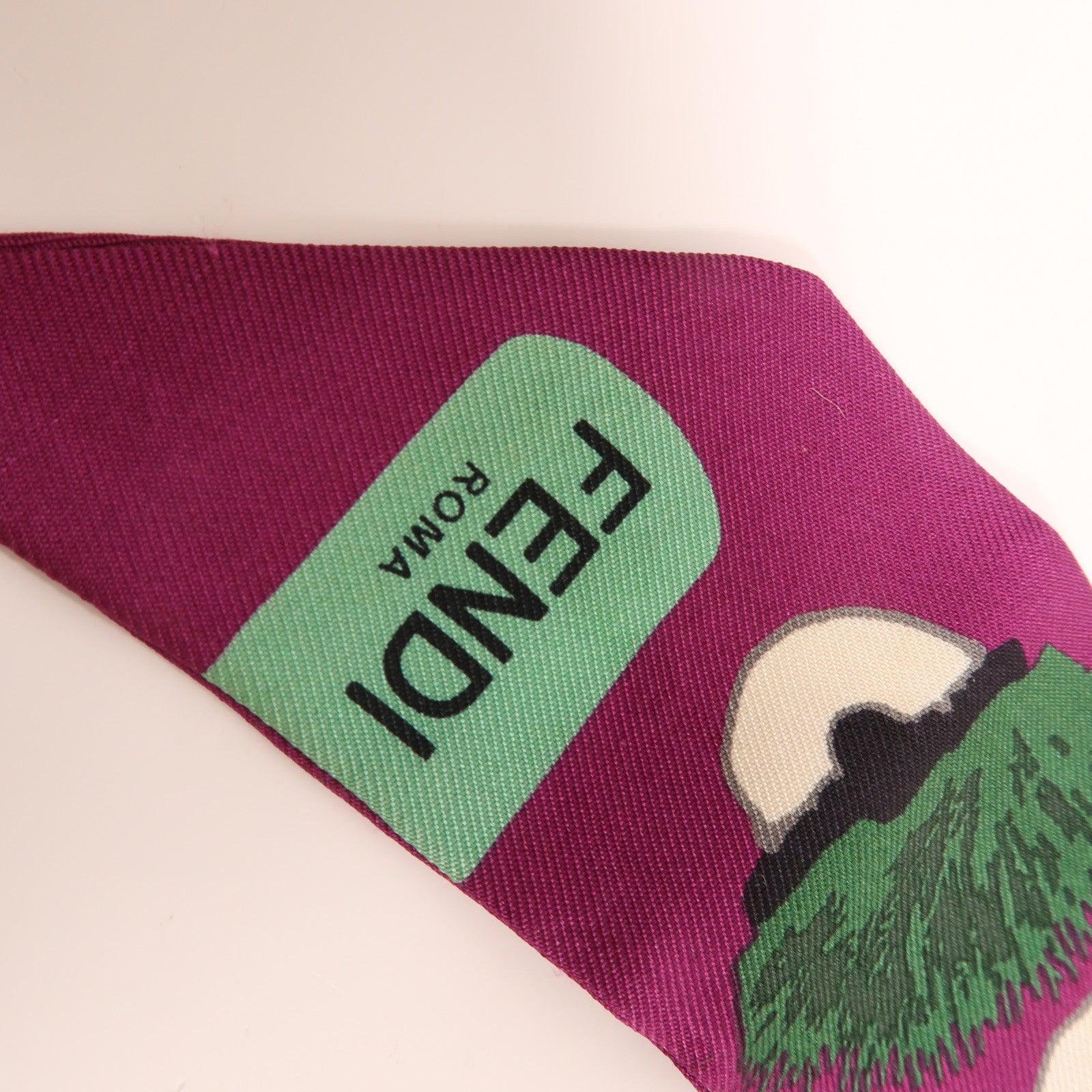 FENDI 【激減優惠】絲質Scarf絲巾