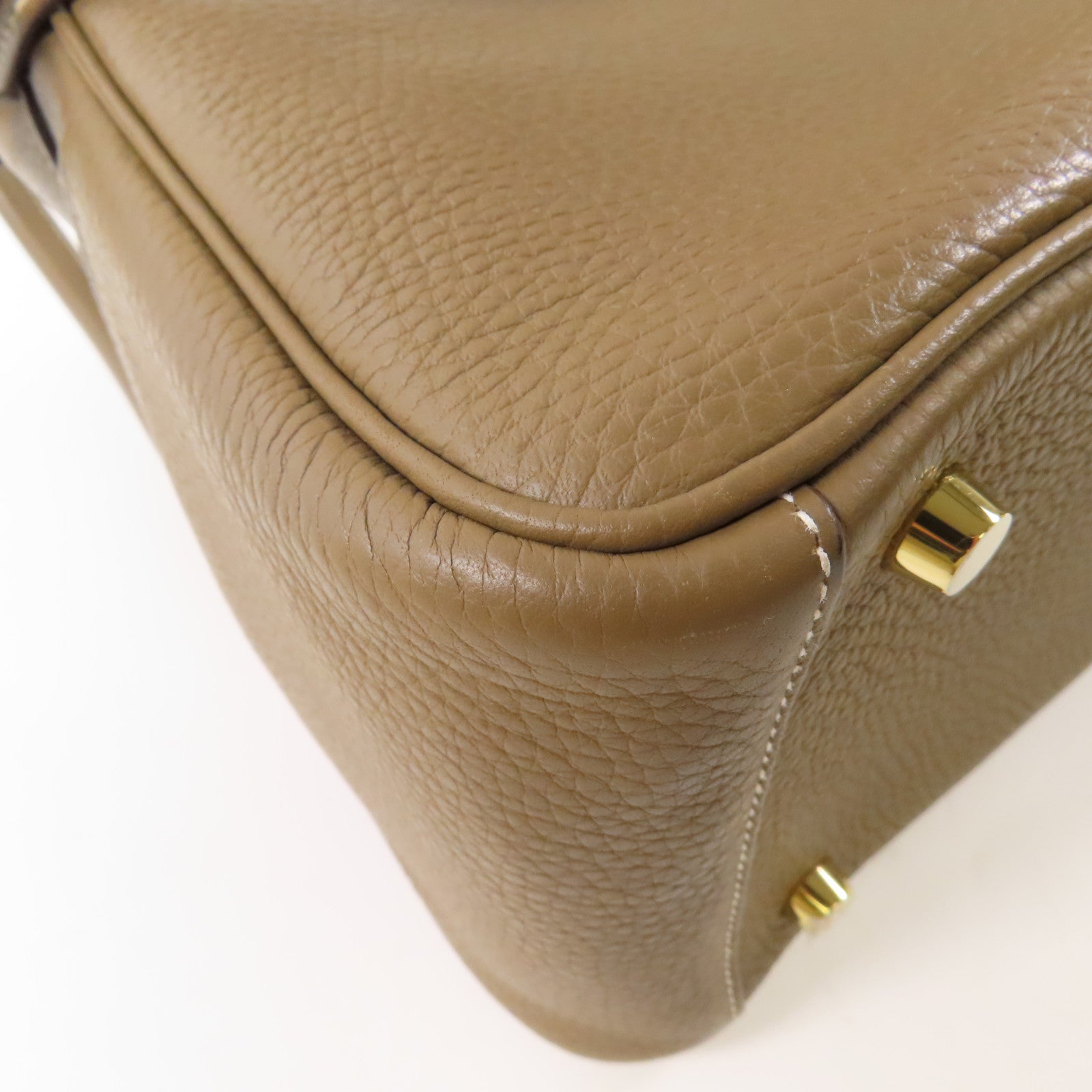 HERMES Clemence皮革Lindy 26金扣手挽肩背兩用袋Etoupe