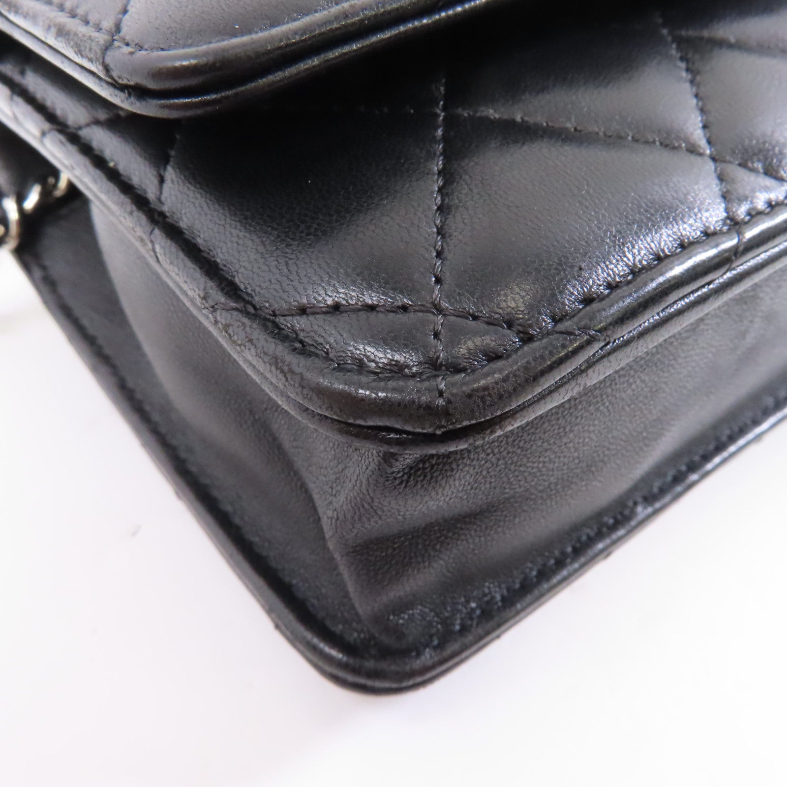 CHANEL 菱格羊皮皮革Wallet On Chain銀扣鏈帶肩背袋黑色