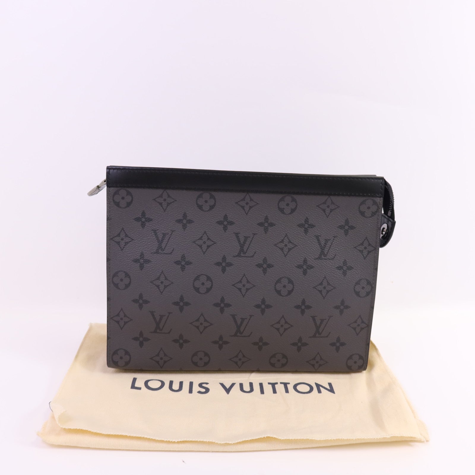 LOUIS VUITTON Monogram Eclipse Pochette Voyage MM銀扣手拿包