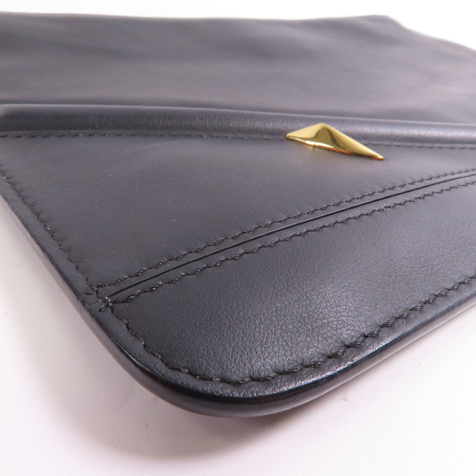 FENDI 牛皮皮革Clutch金扣手拿包