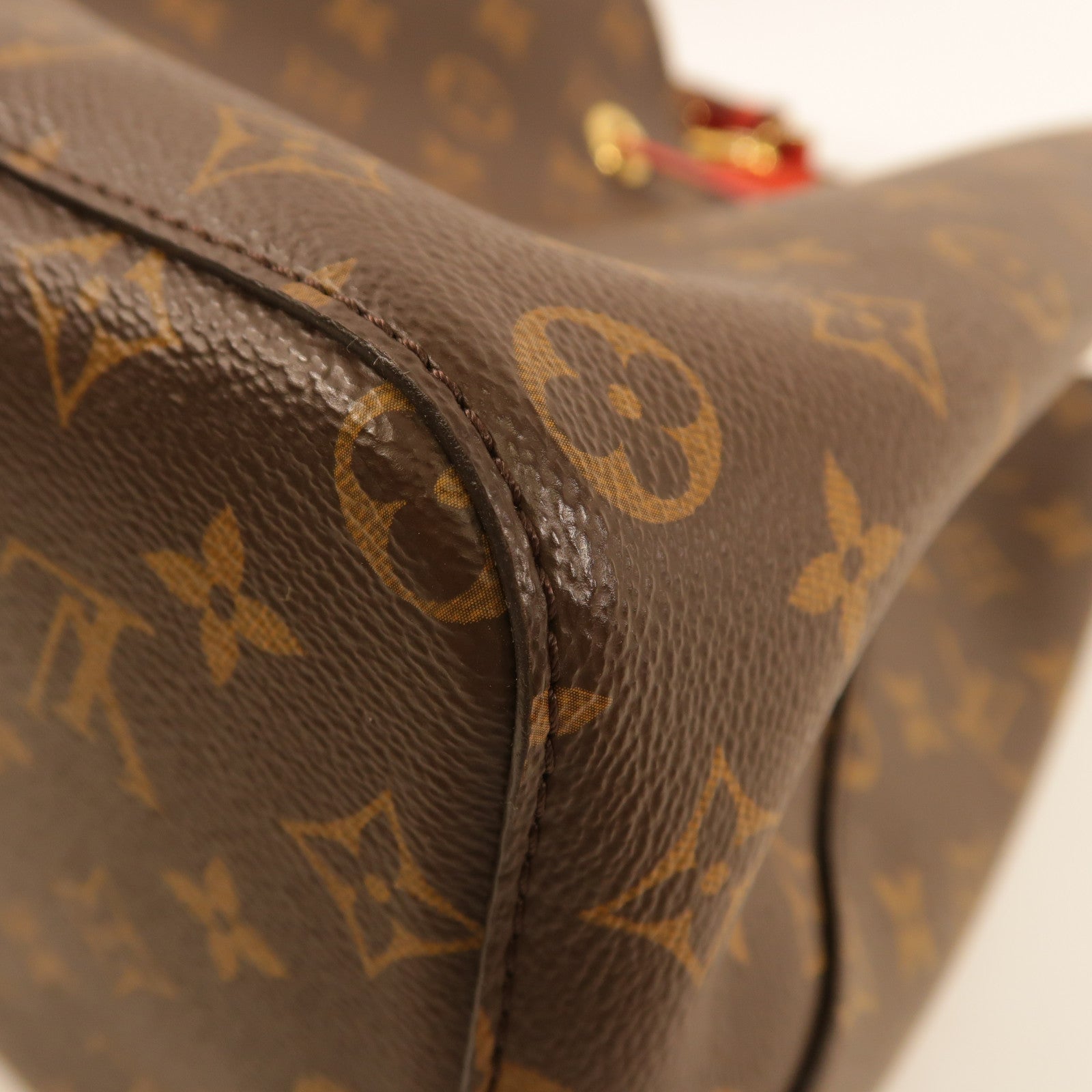 LOUIS VUITTON Monogram Neo Noe Bucket Bag金扣肩背袋Coquelicot